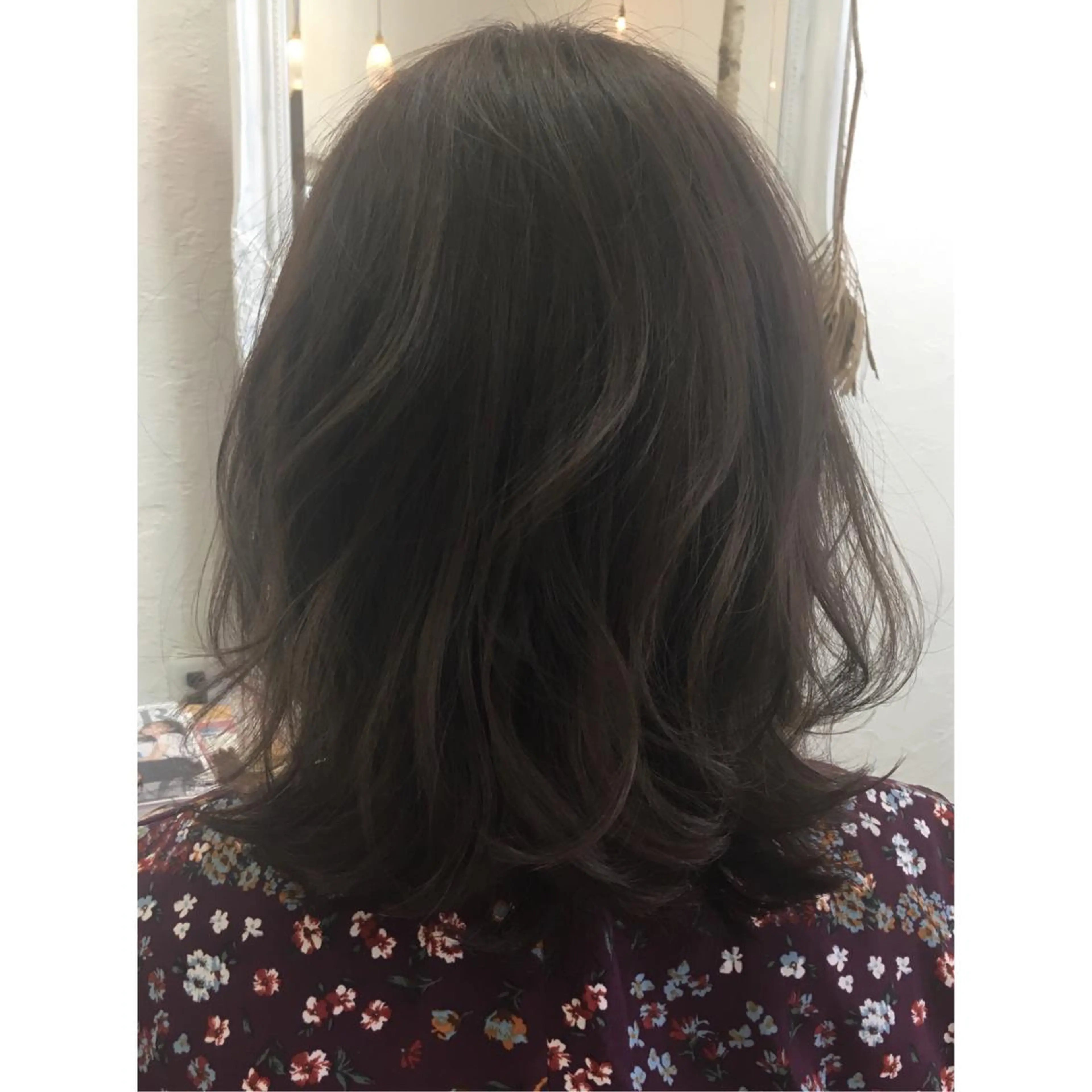 セミロング カラー カット ヘアカラー fio マナミのヘアスタイル