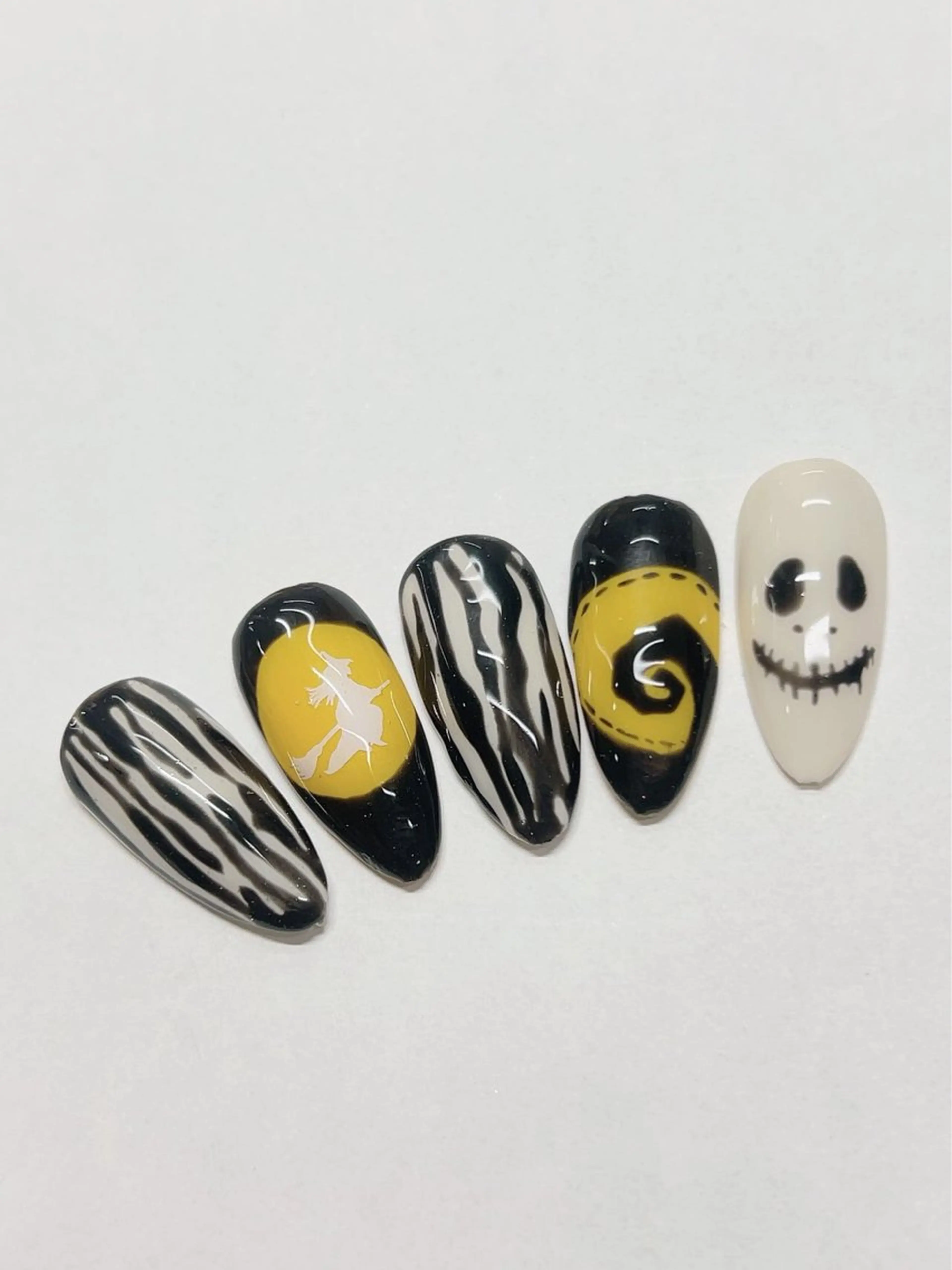 ネイル Y&Y ネイルサロンのネイルデザイン