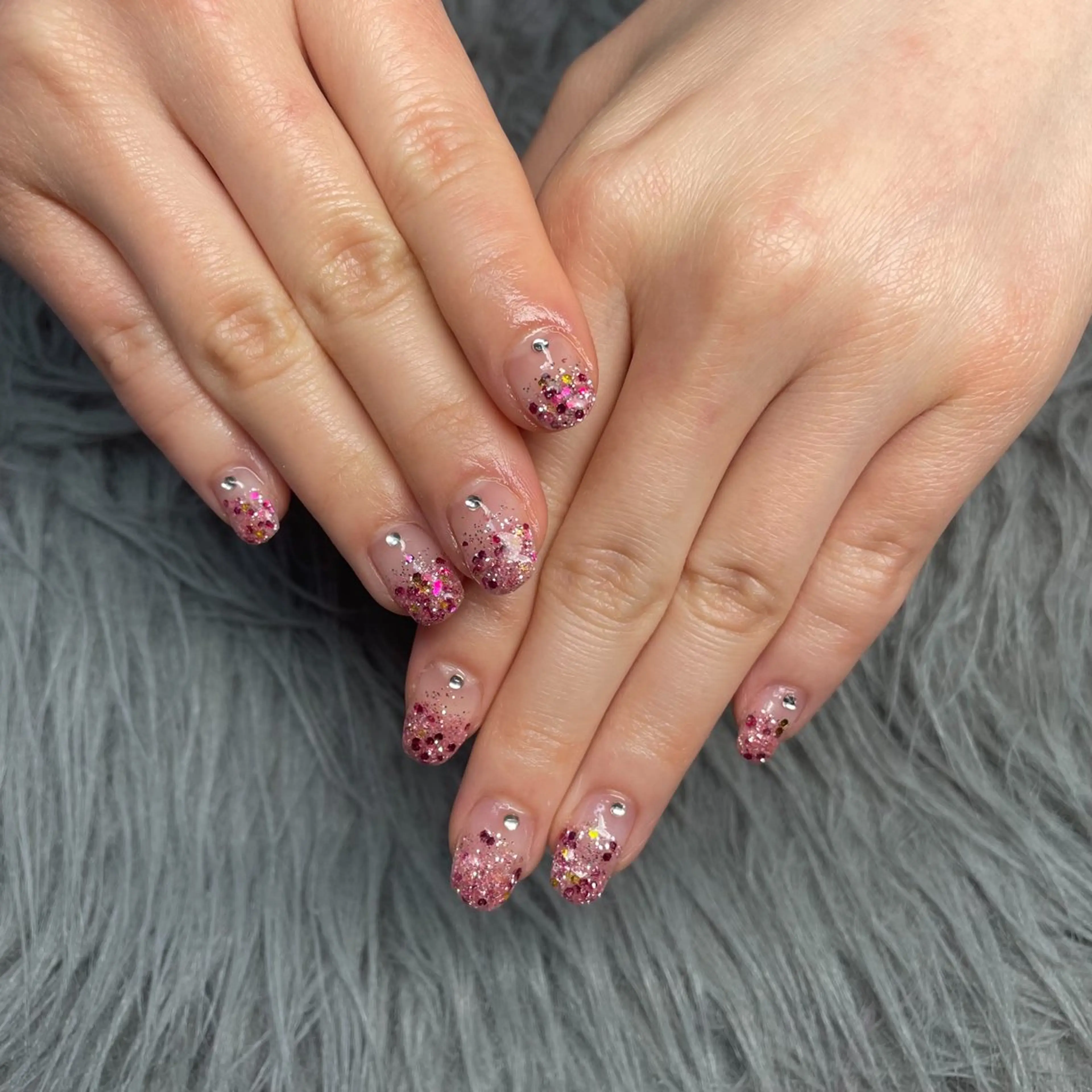 初回限定🪽ラメグラ🩶の写真