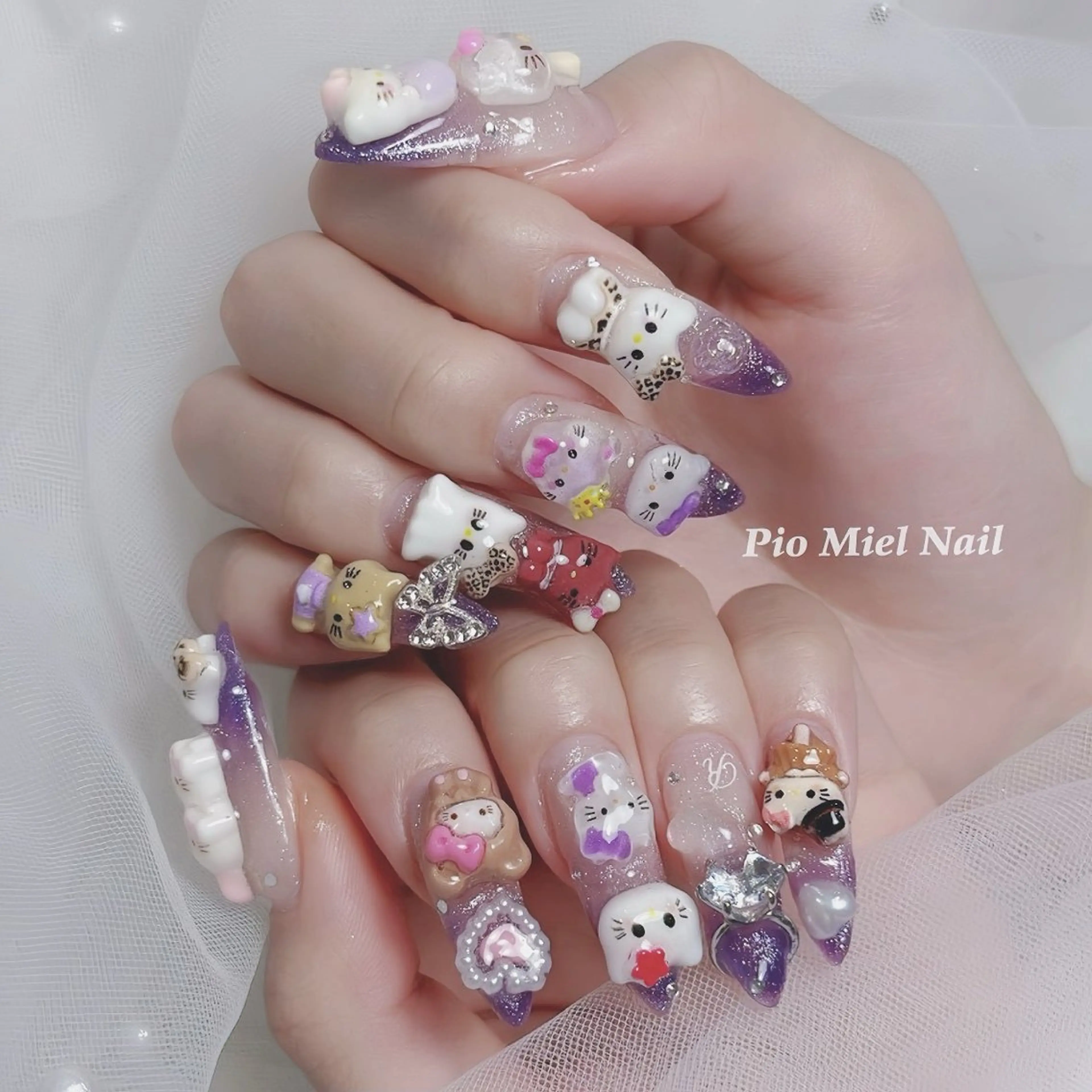 ネイル Pio Mielのネイルデザイン