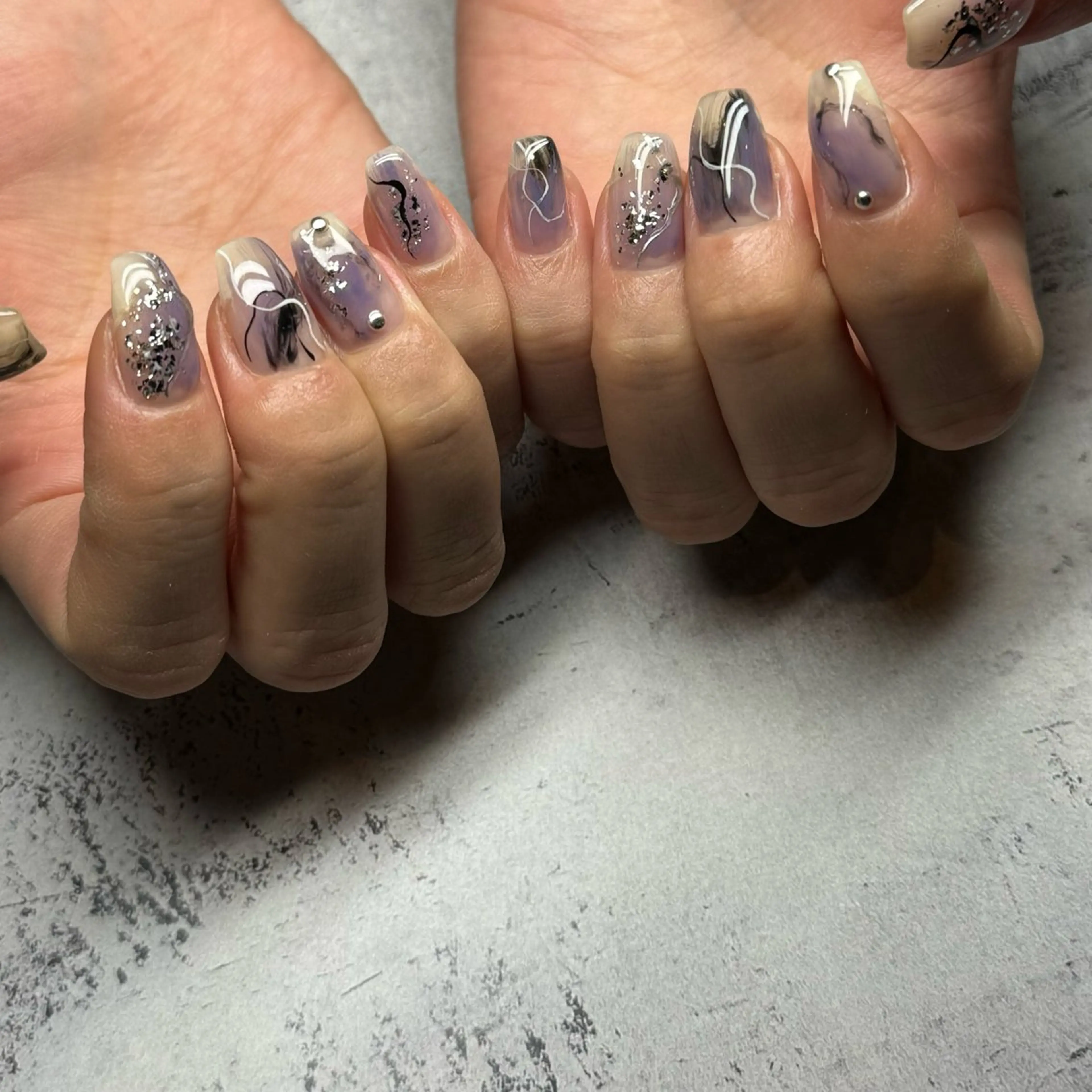 ネイル ハンドネイル 𝐫𝐚𝐢 𝐧𝐚𝐢𝐥の眉毛・アイブロウイメージ