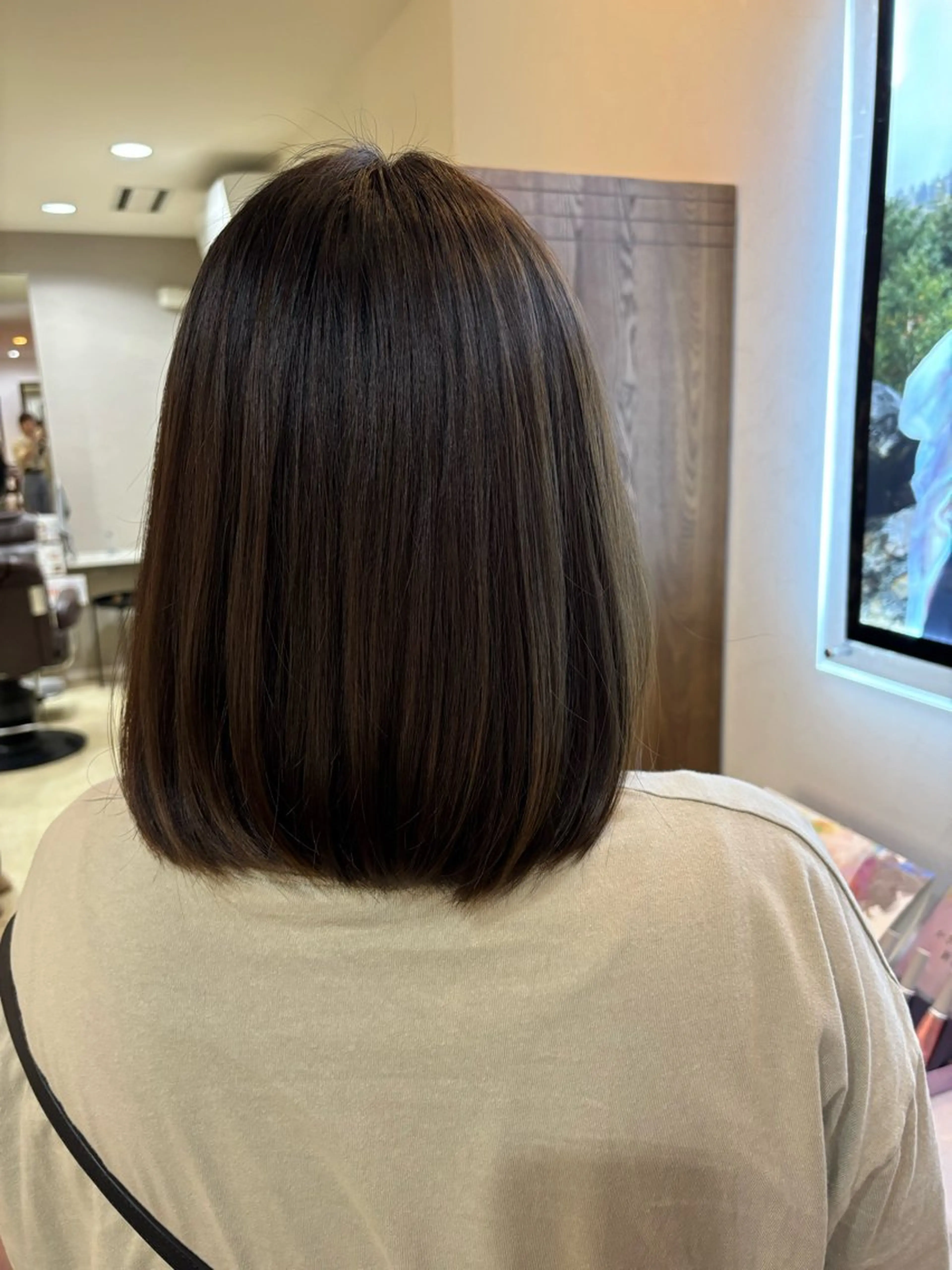 ミディアム 天野 妃菜のヘアスタイル