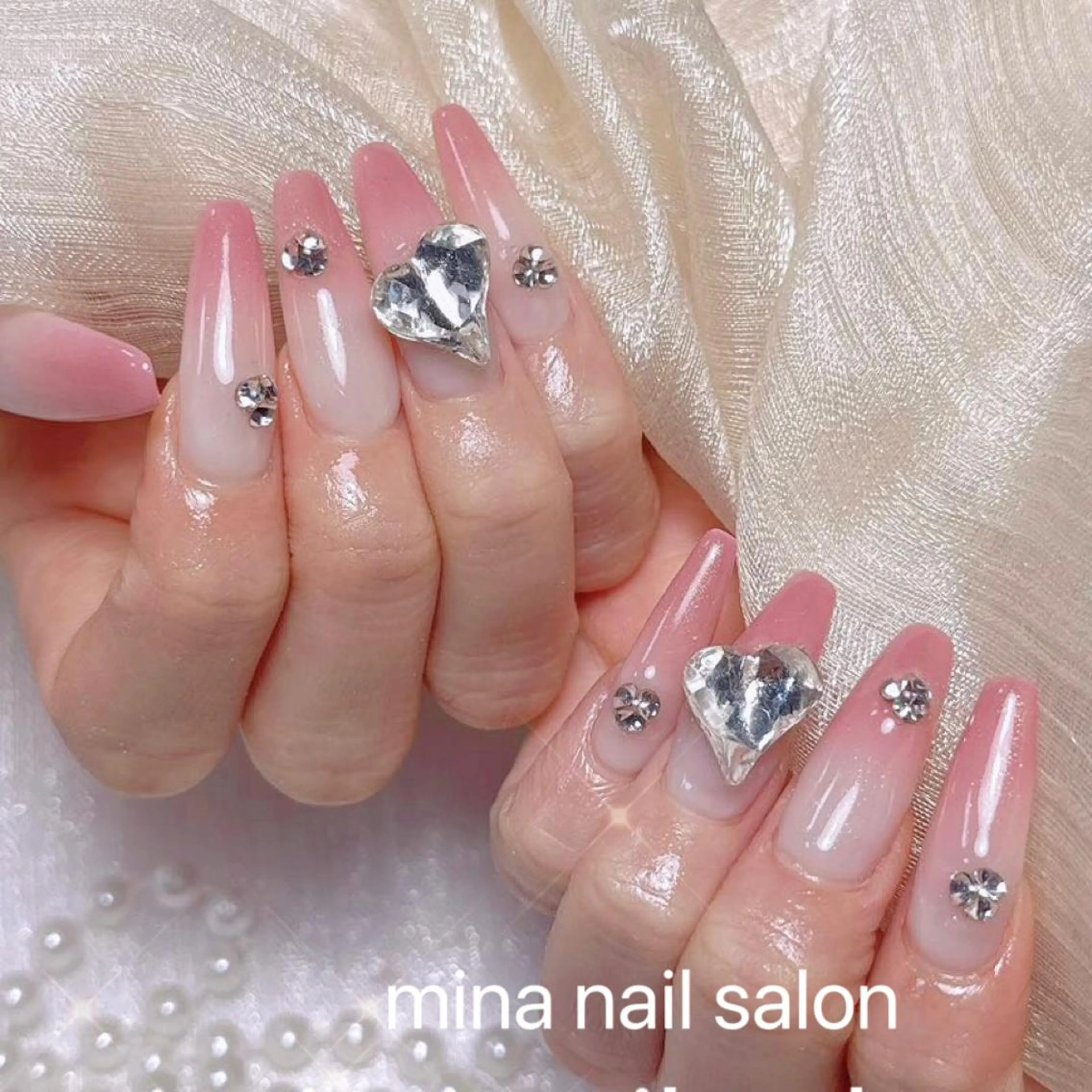 ネイル 🎀まゆ 🪽🐾のネイルデザイン