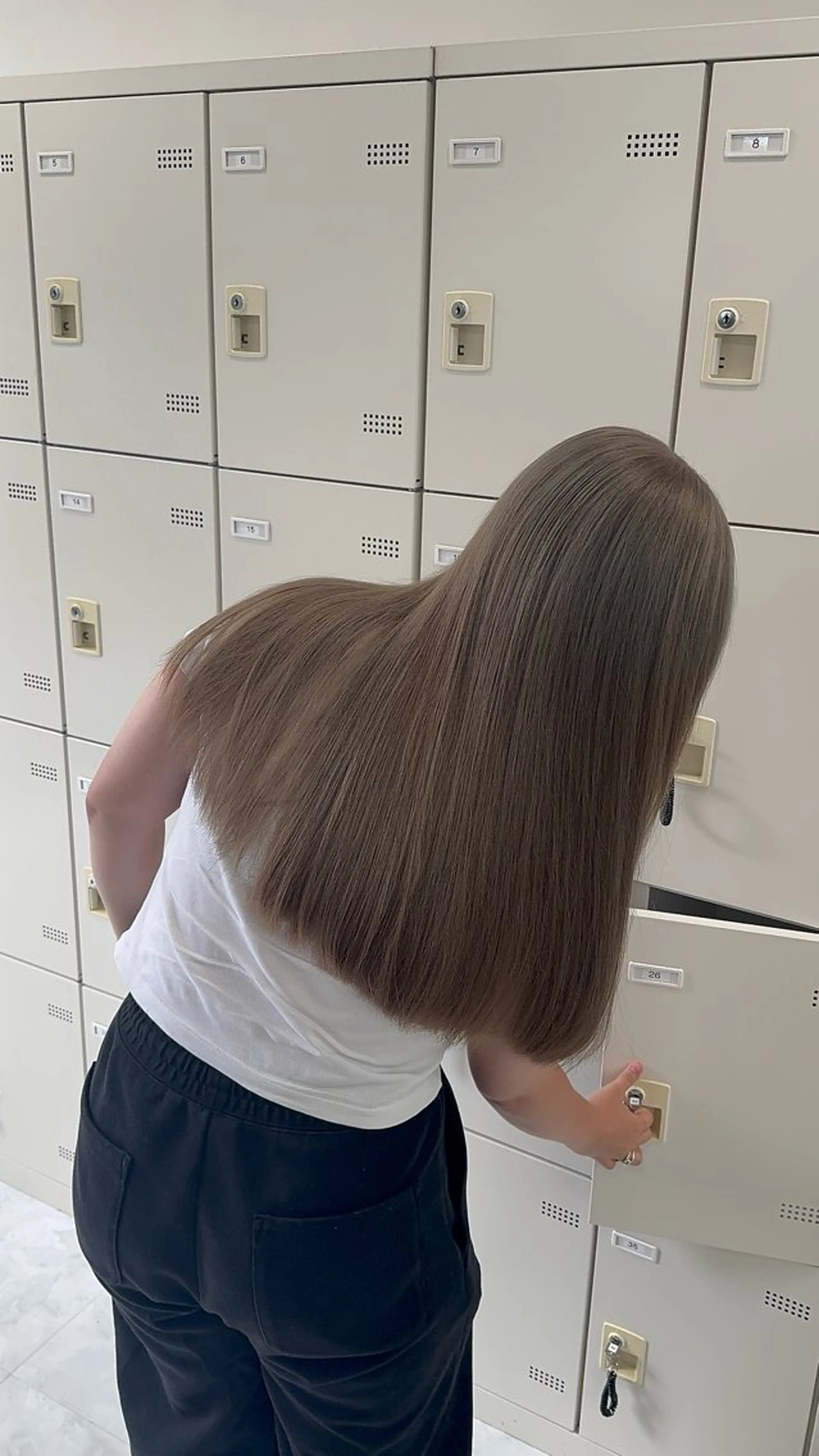 カラー ヘアカラー 🤍Mei🤍赤み消 し透明感ツヤカラーのヘアスタイル