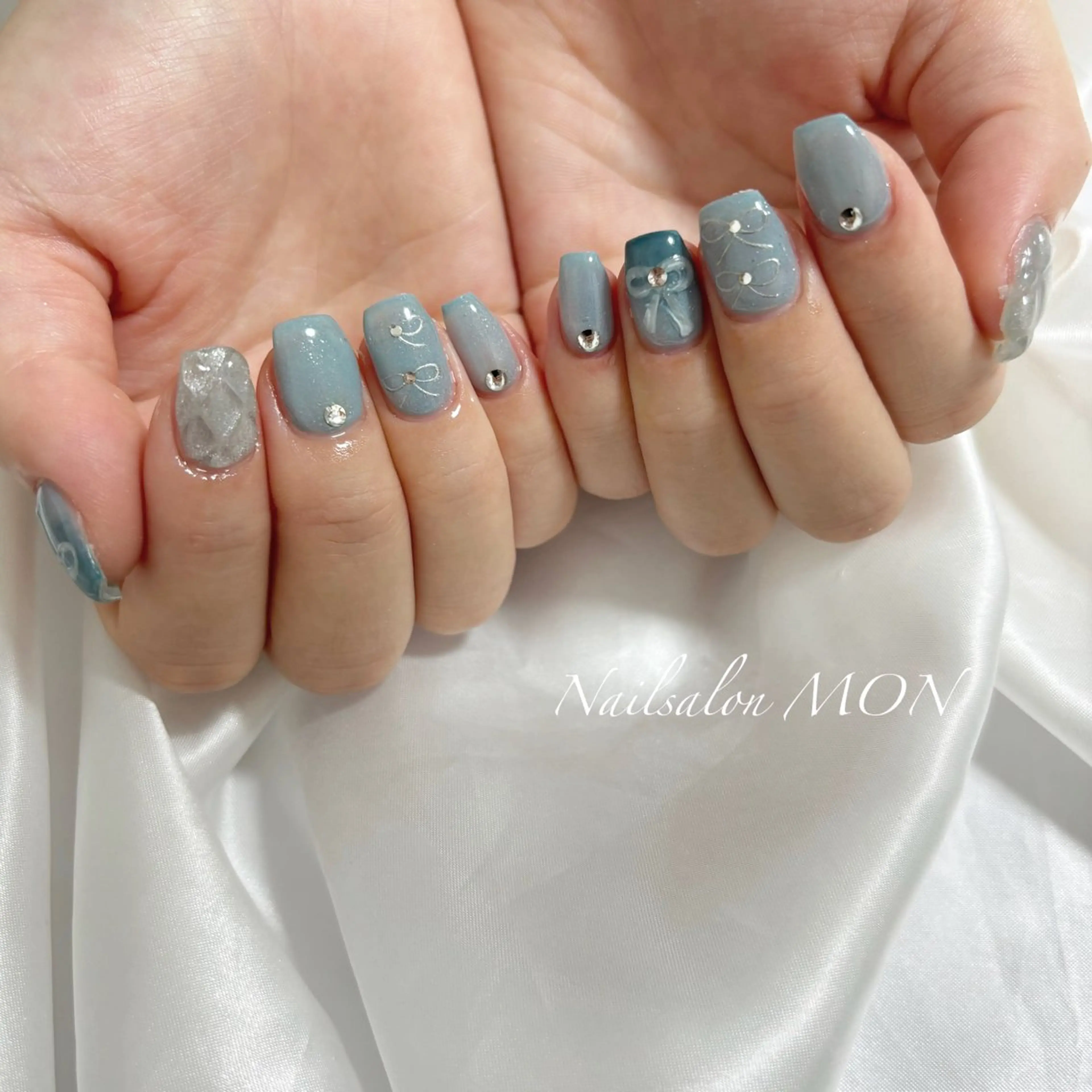 ネイル ストーンネイル ハンドネイル Nailsalon MONのネイルデザイン
