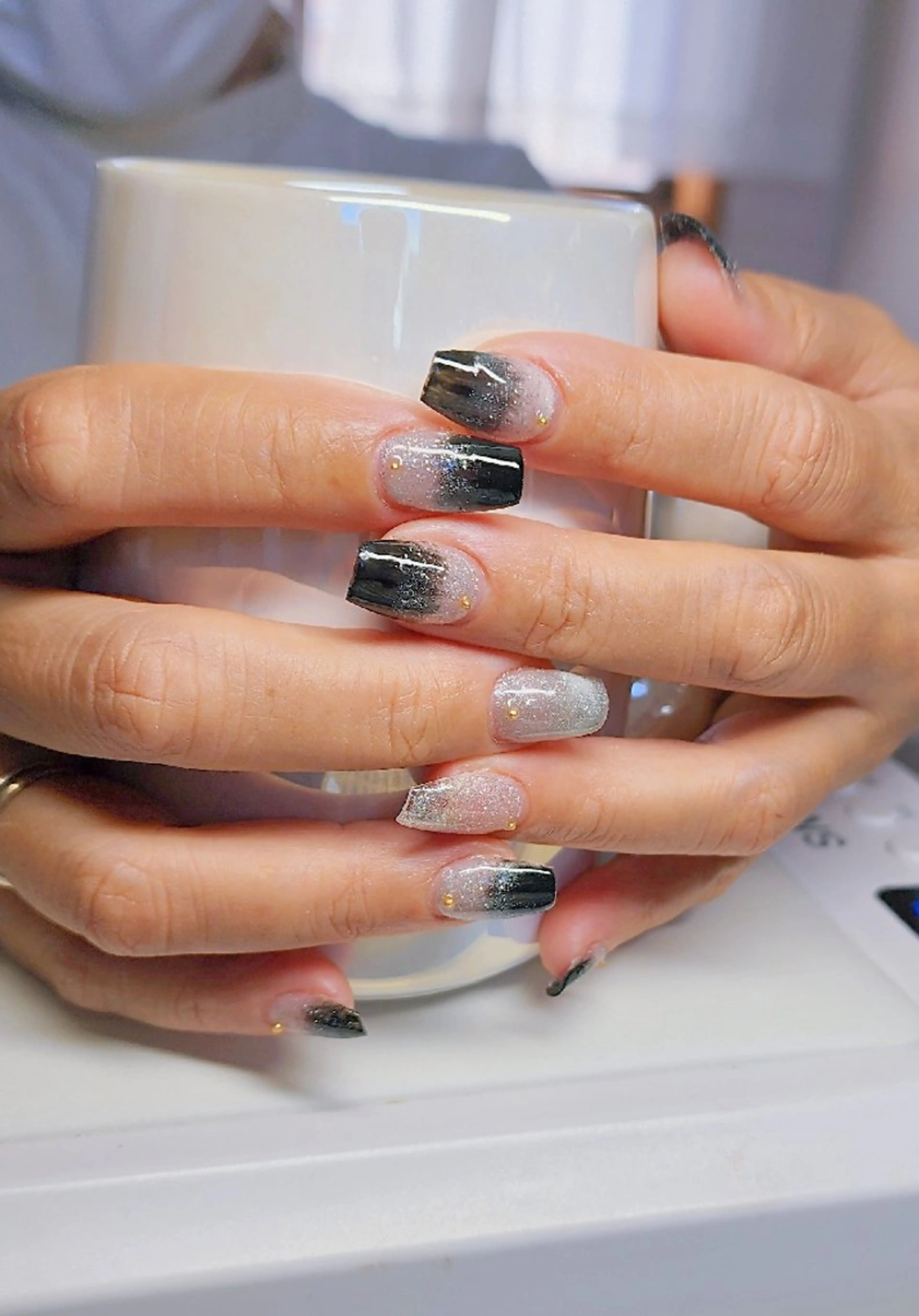 ネイル マグネットネイル ホワイト Mix Nailsのネイルデザイン