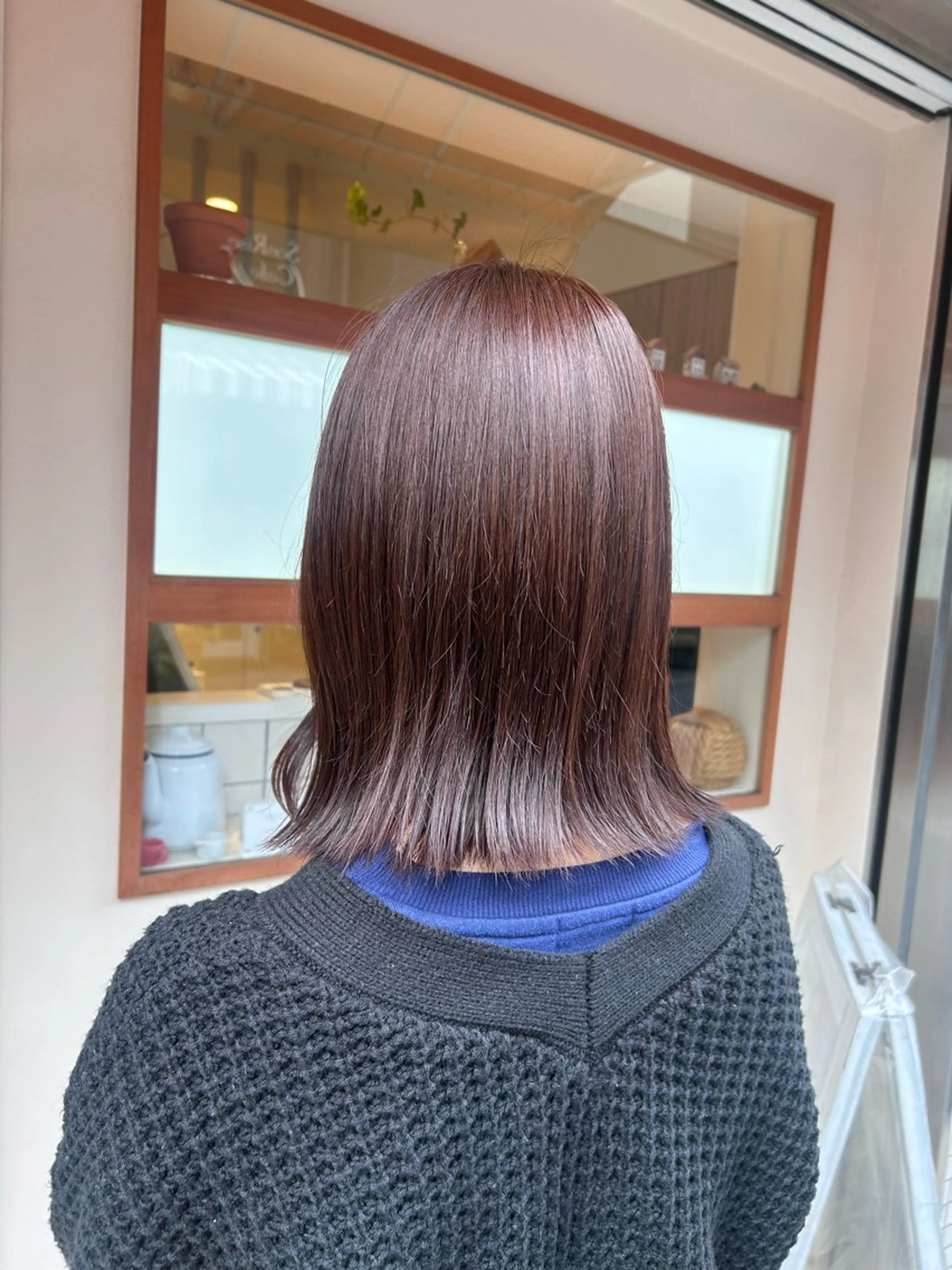 ミディアム カラー ブラウンカラー ピンクカラー ピンクブラウン ヘアカラー トリートメント 大川 夏実のヘアスタイル