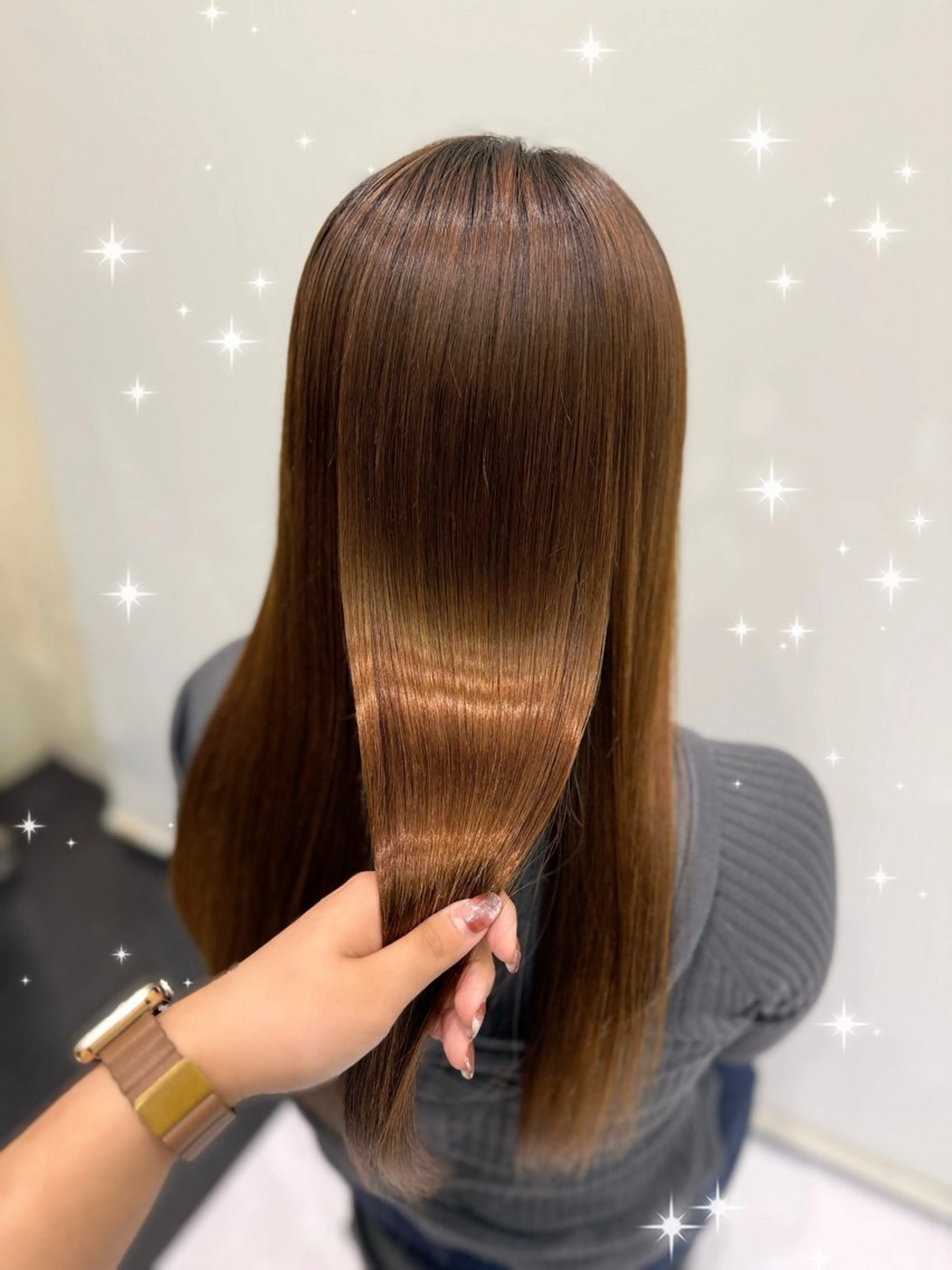 ロング くせ毛 縮毛矯正 吉村 柚香のヘアスタイル