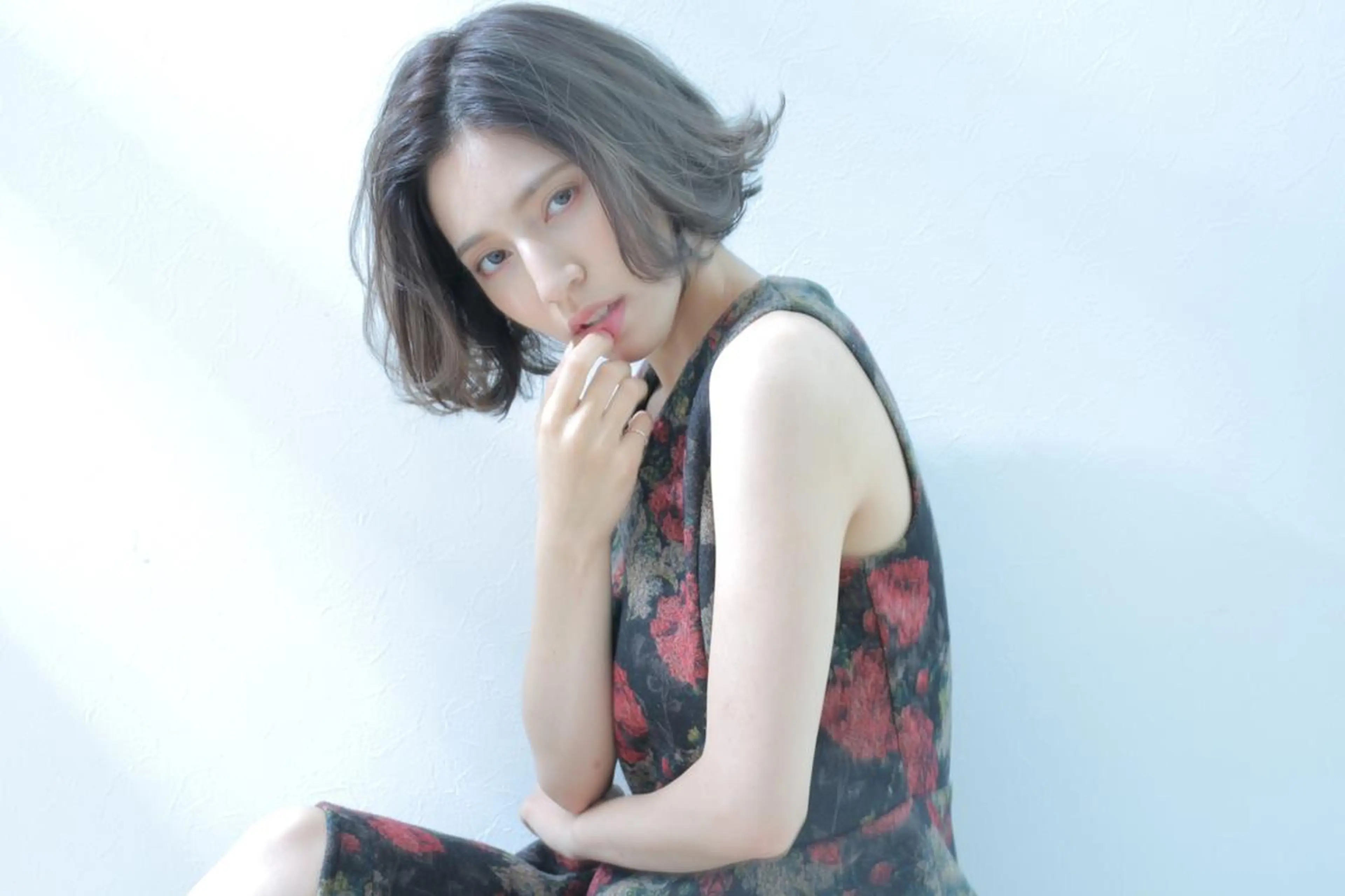 ミディアム due hair 京都駅前店 MILBON オージュア認定サロン【デューヘアー】所属・ハイトーンブリーチ 土坂　由志【京都】のヘアスタイル