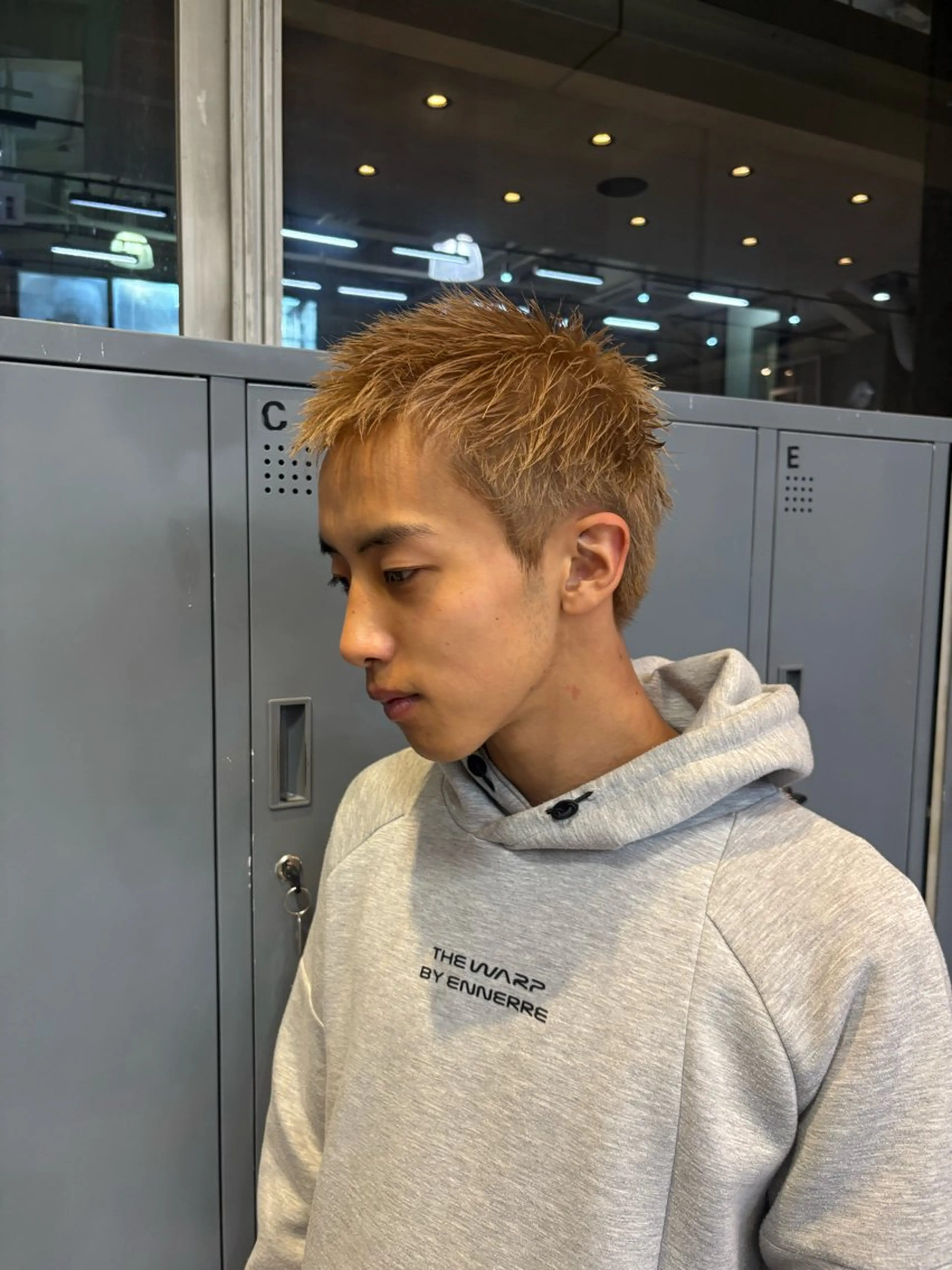 ショート カット ヘアカラー トリートメント ☘️かわいいハイトー ン☘️nonokaのヘアスタイル