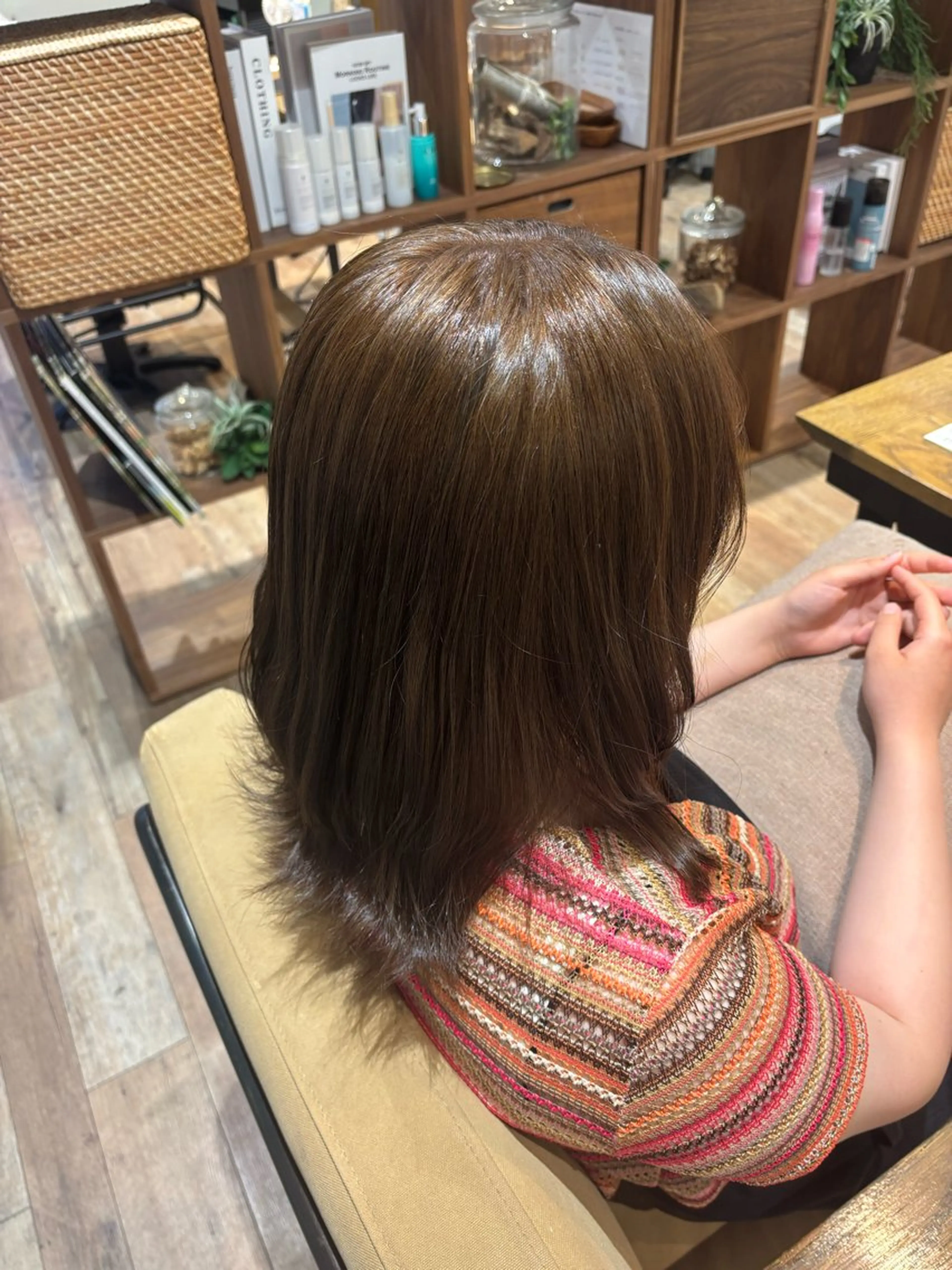 カラー ベージュカラー 透明感カラー オリーブベージュ 澤入 鈴のヘアスタイル