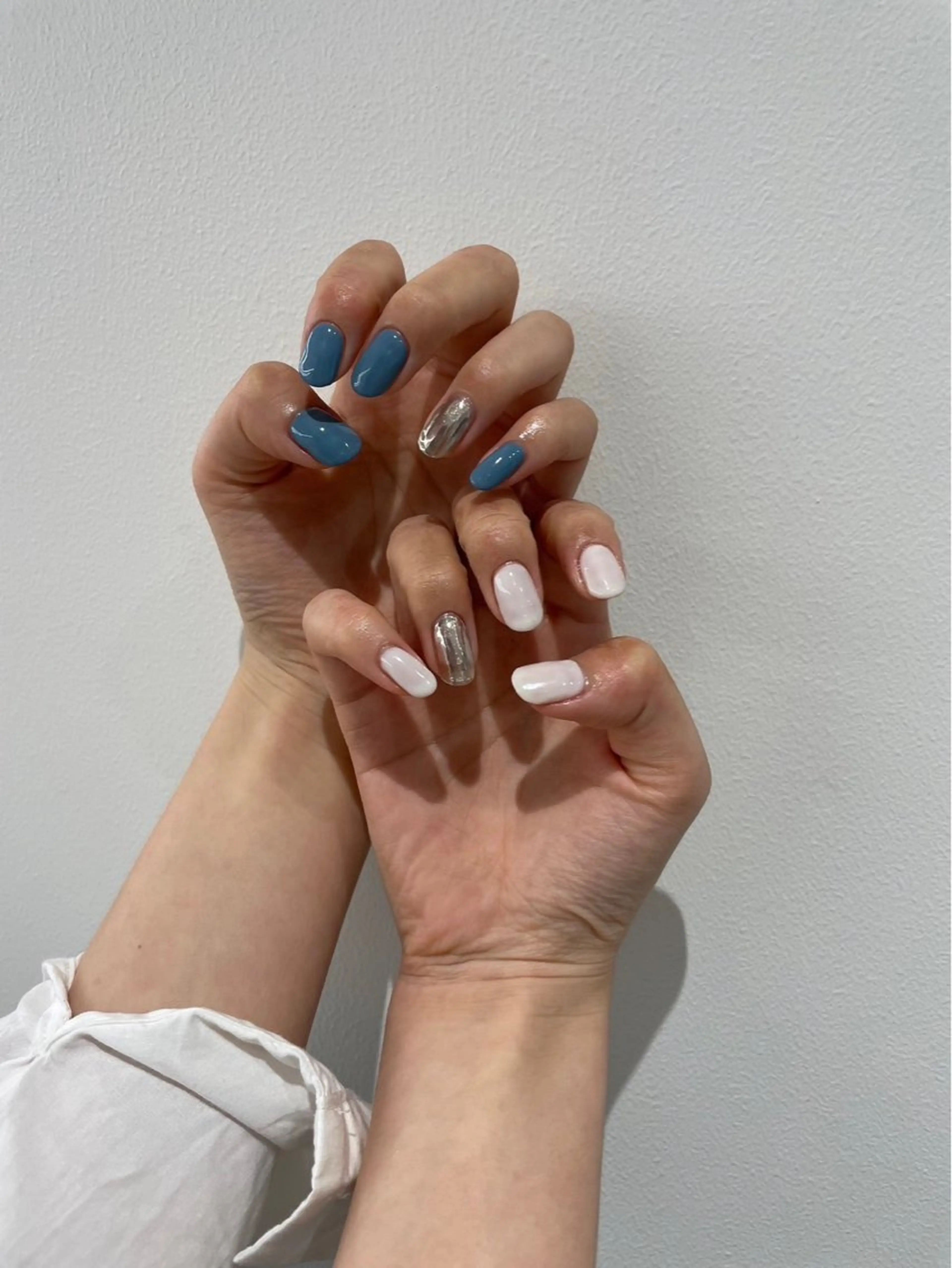 ネイル ハンドネイル ルイ☆【ボブ/メンズ /酸性ストレート】の眉毛・アイブロウイメージ