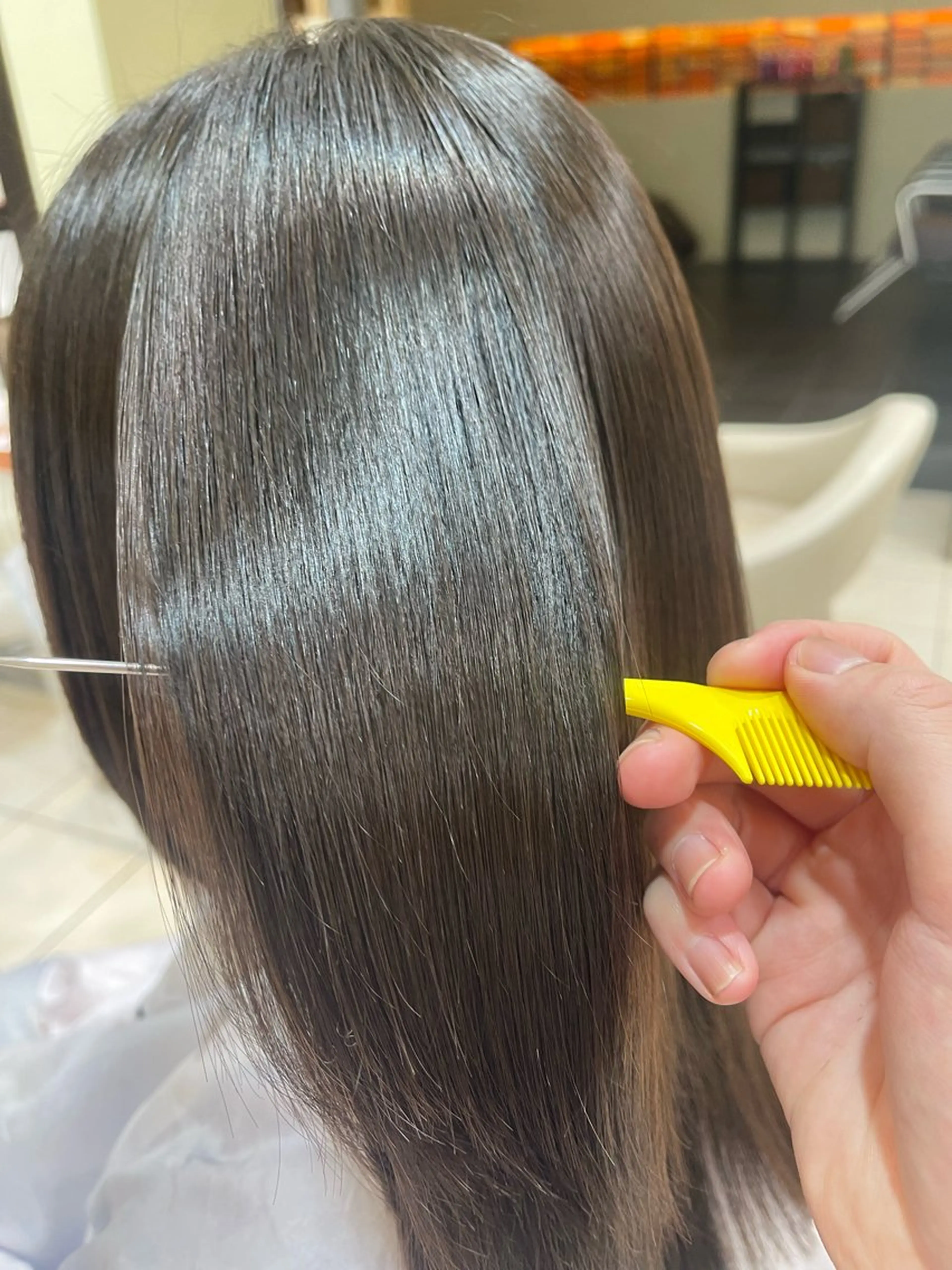 セミロング 髪質改善 カット 縮毛矯正 トリートメント カネヒラ リョウスケのヘアスタイル