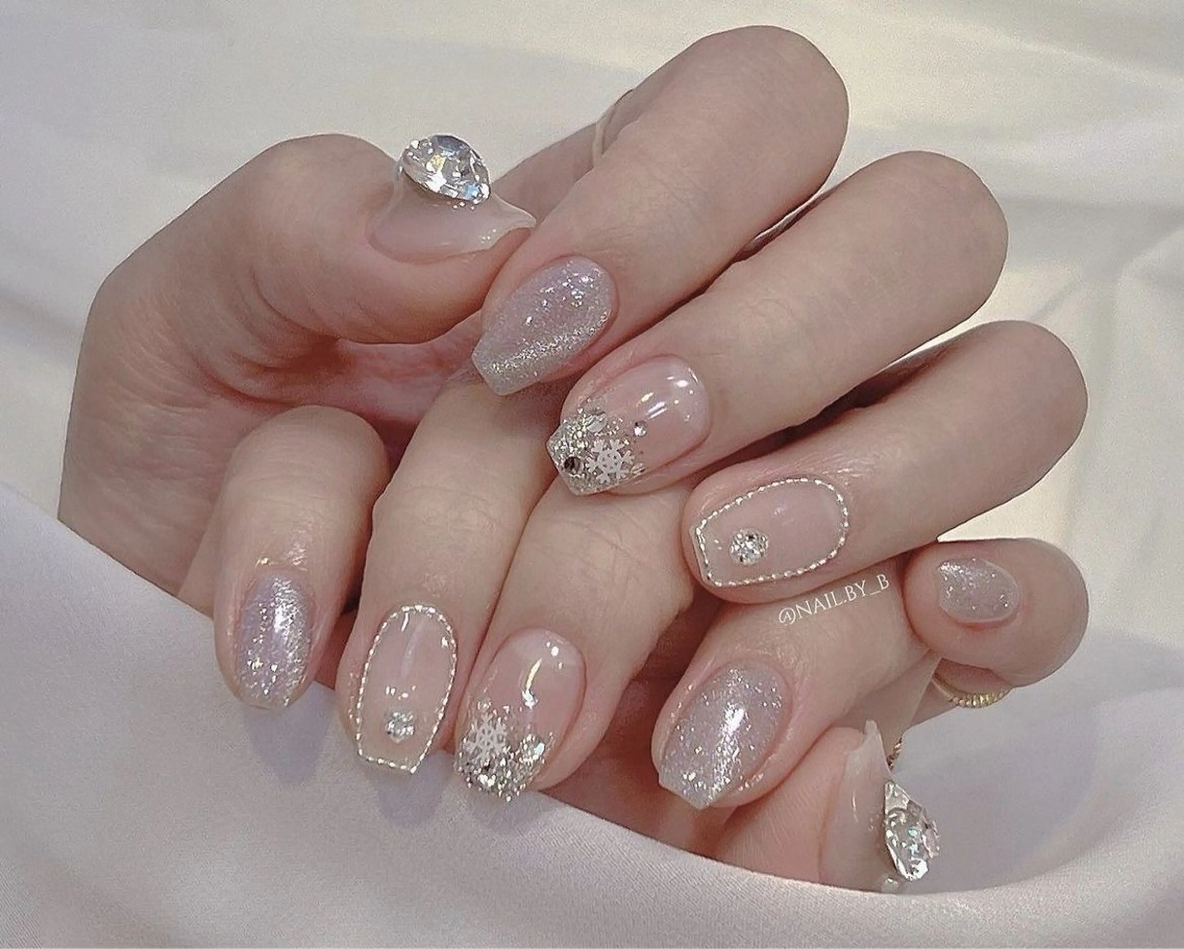 ネイル Lee Nailsのネイルデザイン