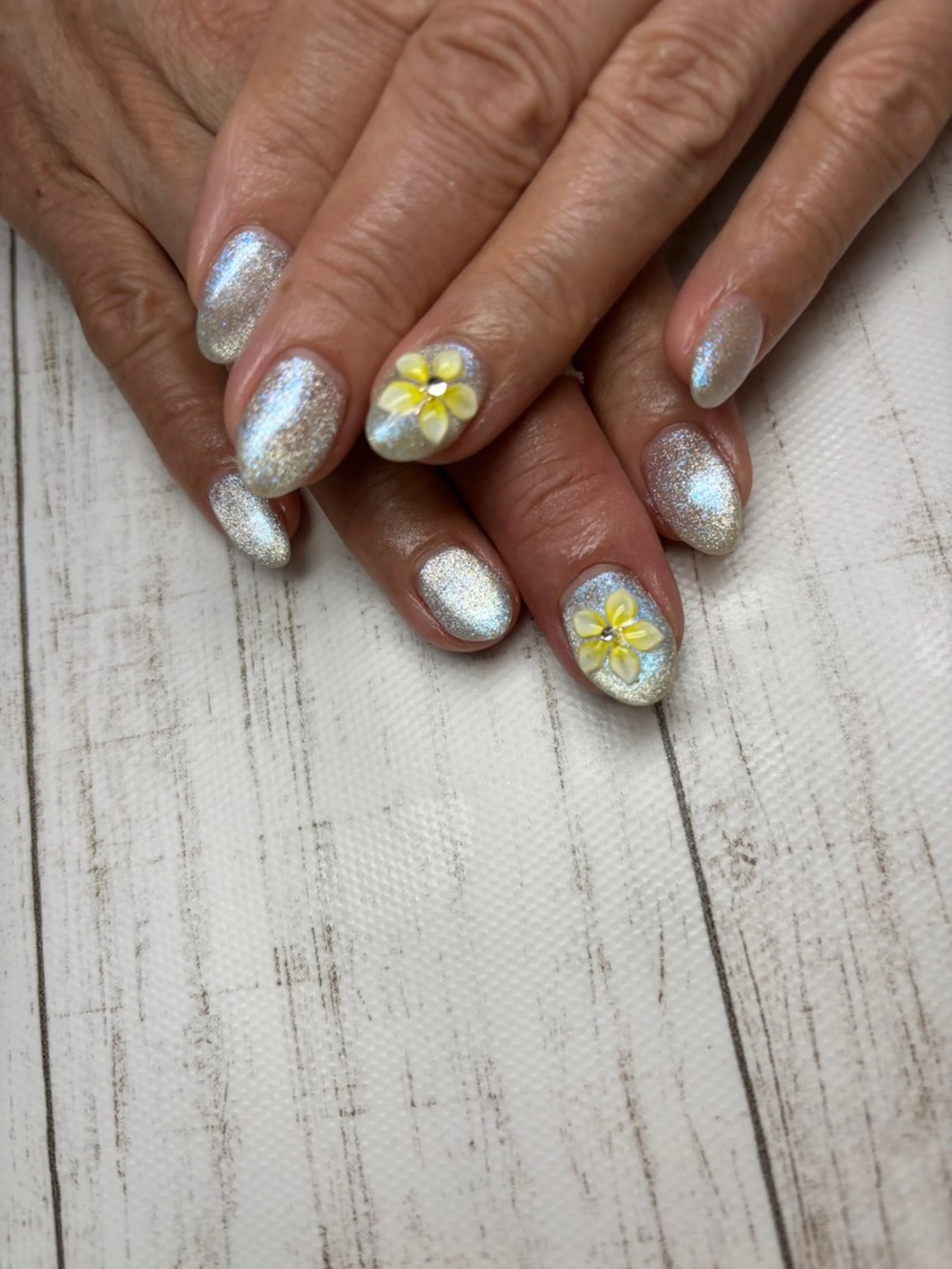 ネイル es nailのネイルデザイン