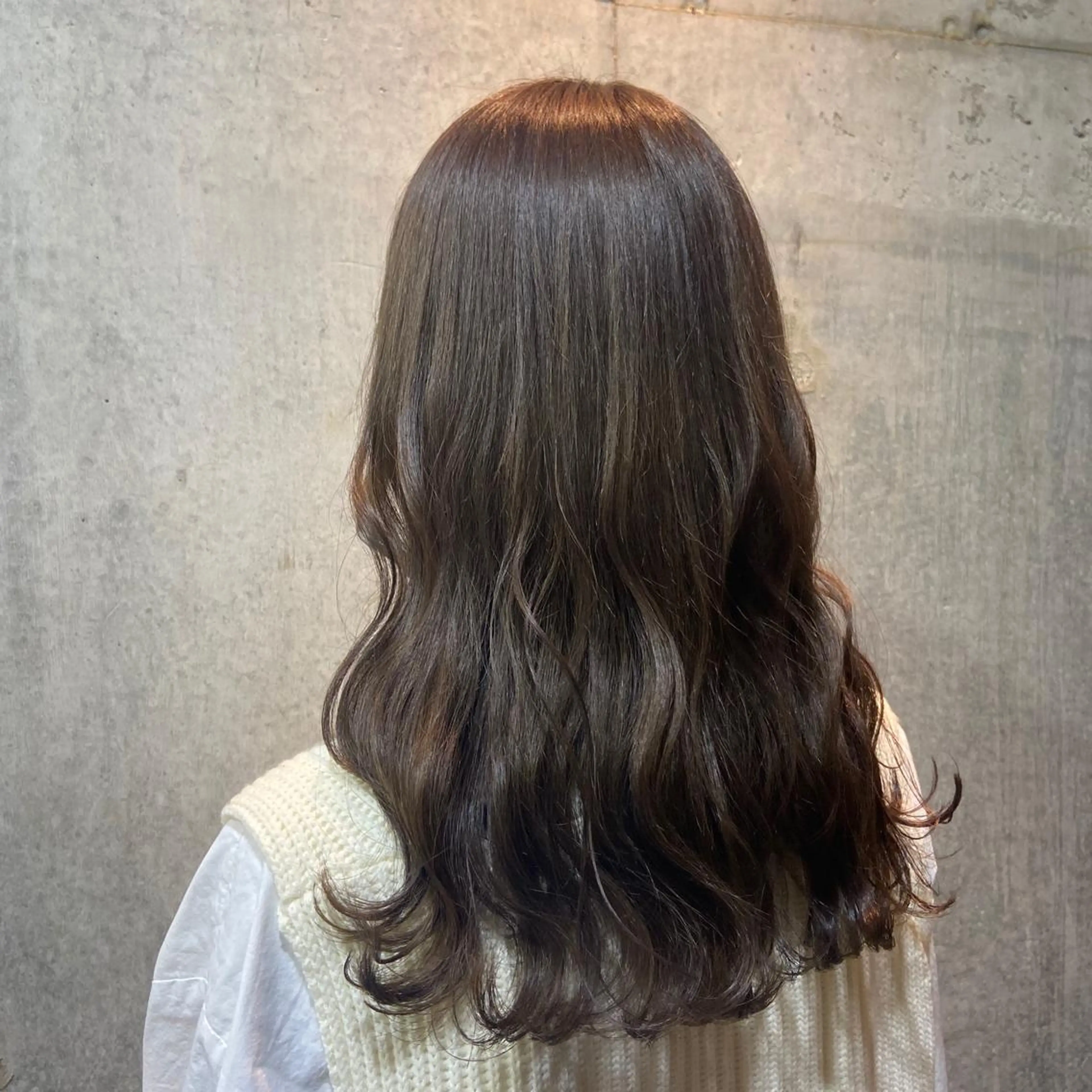 セミロング カラー ベージュカラー 暗髪/艶髪/Ono .のヘアスタイル