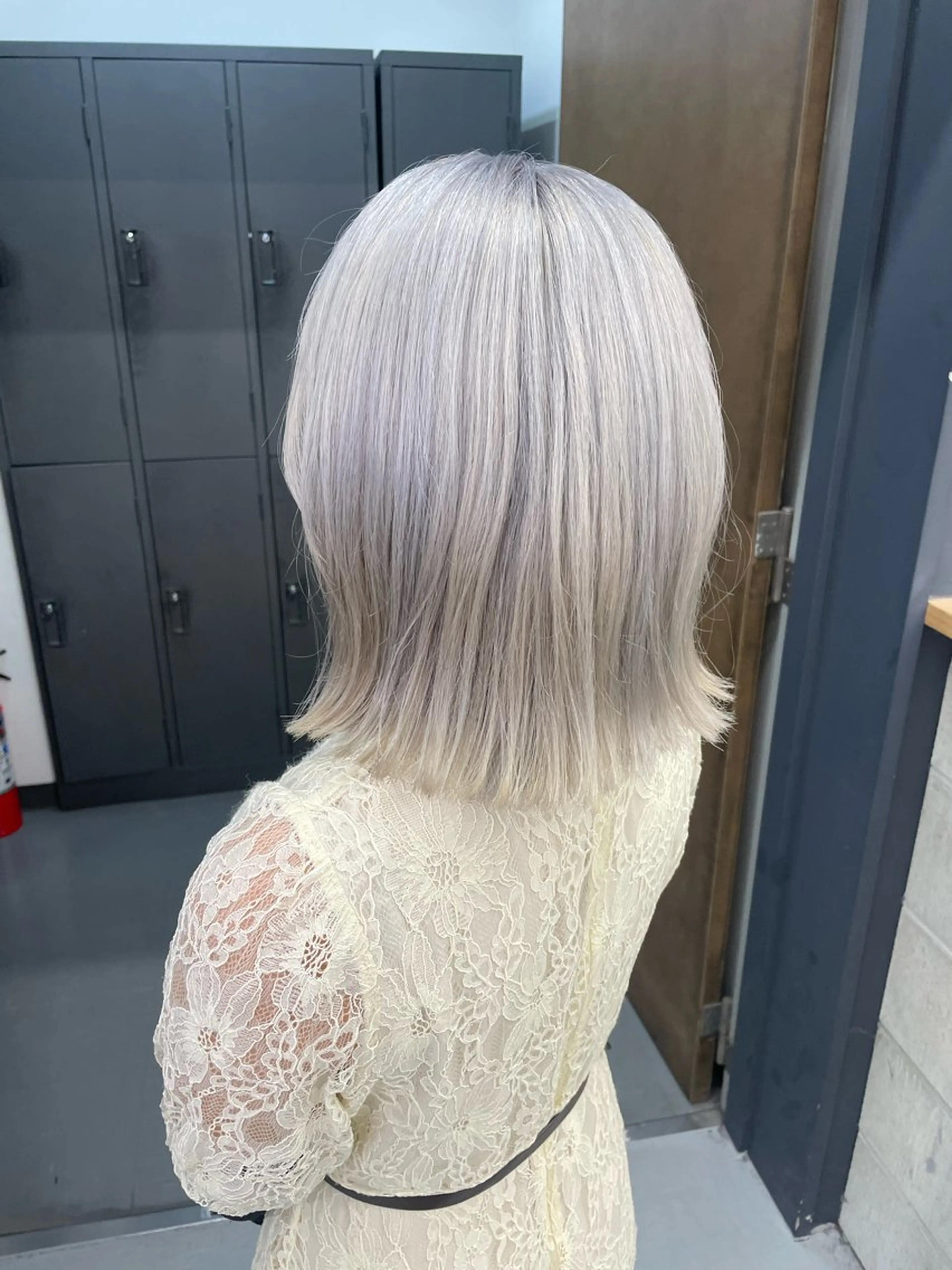 ミディアム カラー ヘアカラー トリートメント カットモデル/ ハイトーン/ゆうあのヘアスタイル