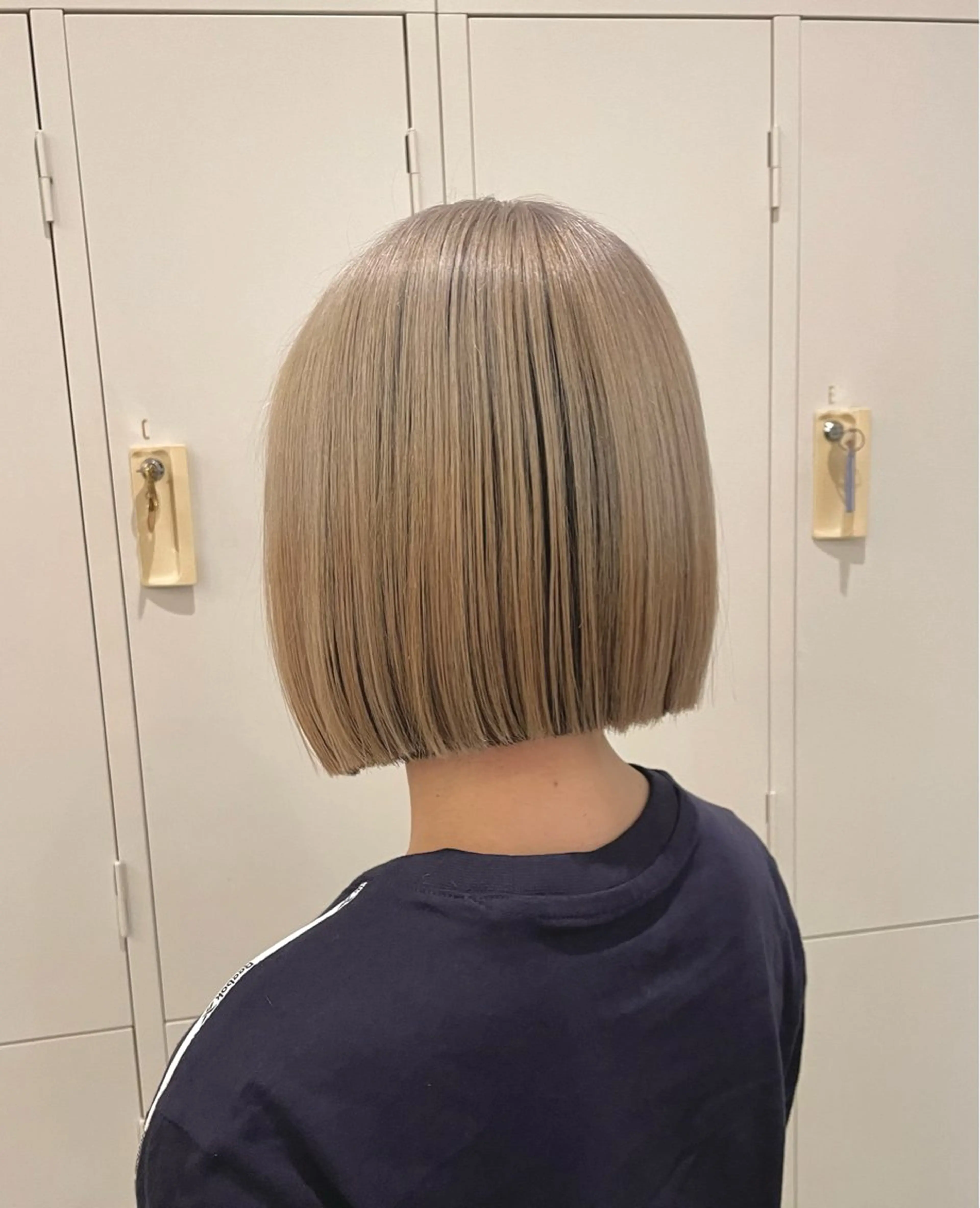 ショート ボブ 藤田 鈴のヘアスタイル