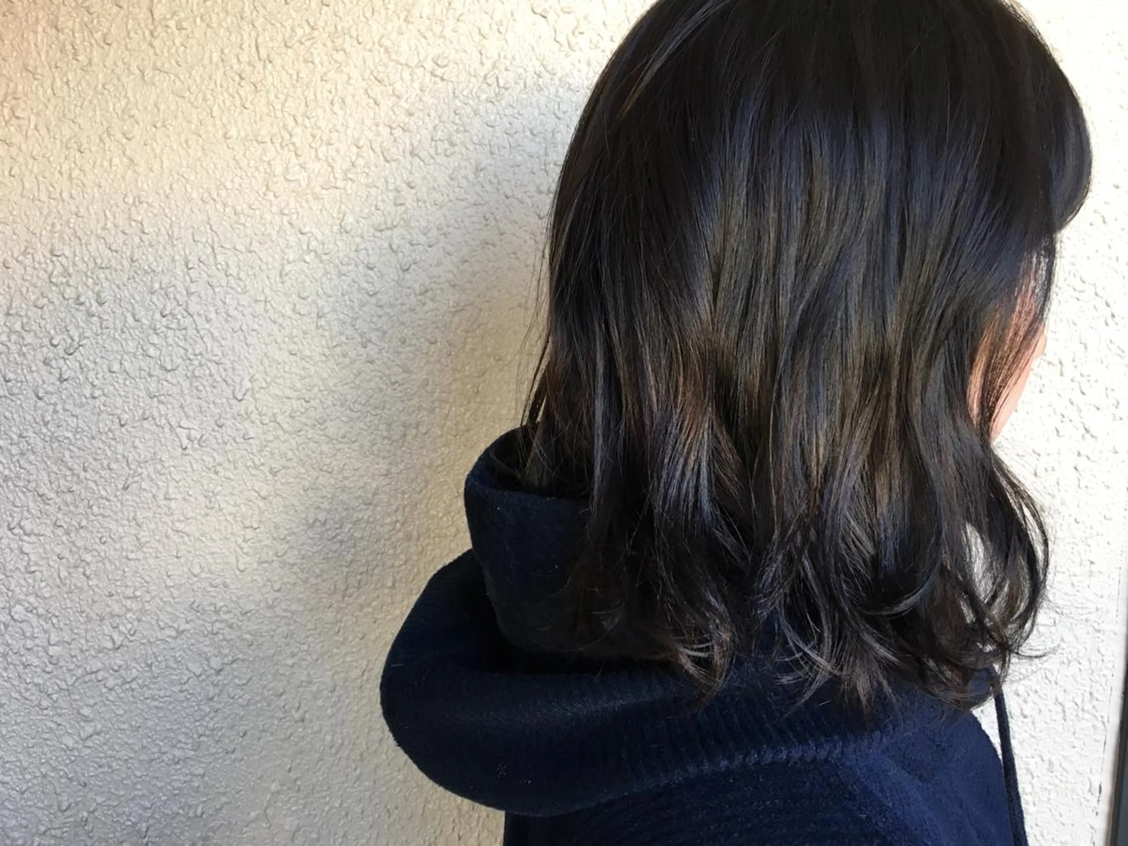 ミディアム カラー アッシュ アッシュグレー 透明感カラー ハイライトカラー ハイライト サダハルカ |chouetteのヘアスタイル