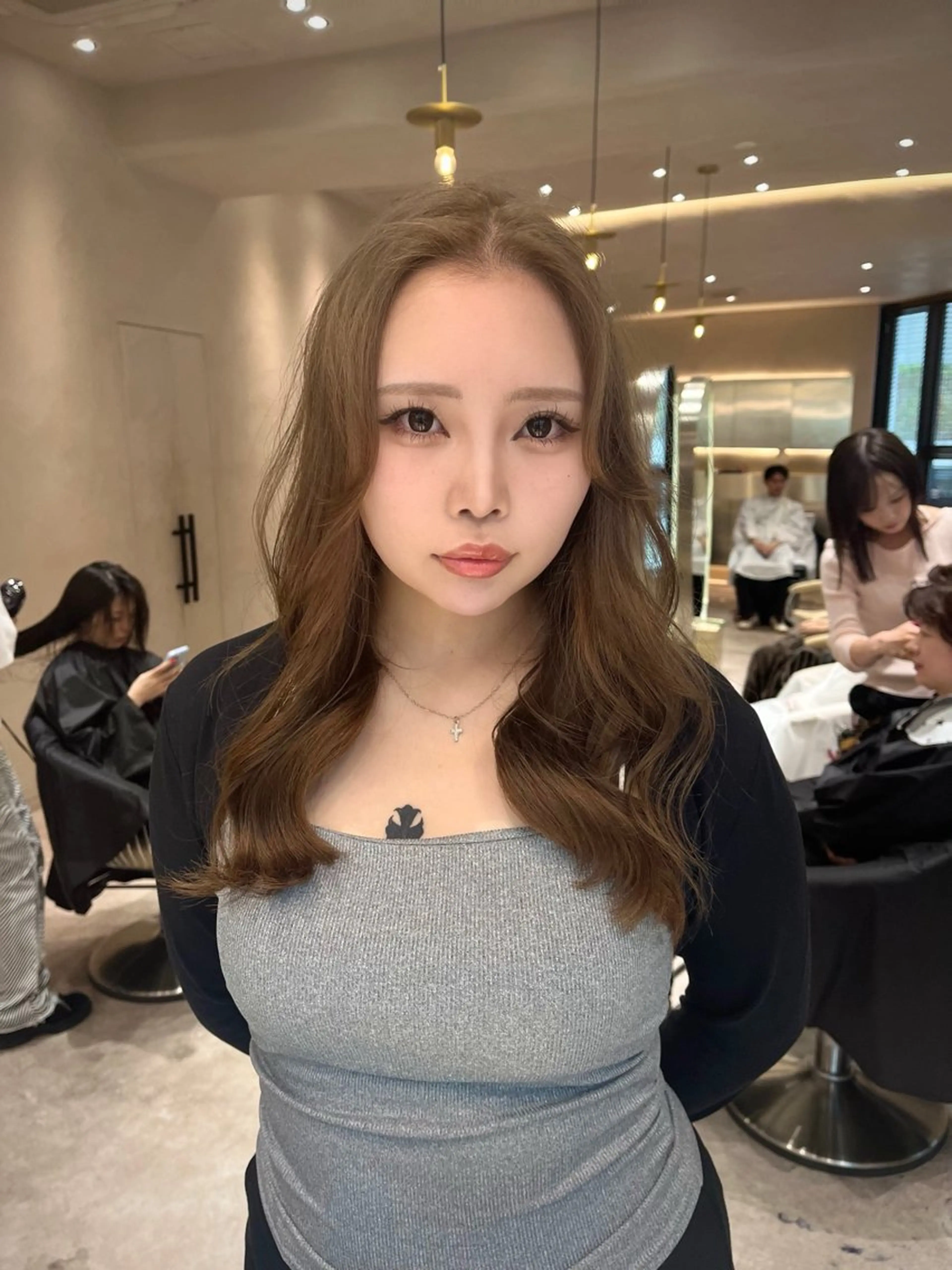 セミロング ヘアカラー トリートメント 韓国ヘア/ベージュ カラー/髪質改善/涼のヘアスタイル