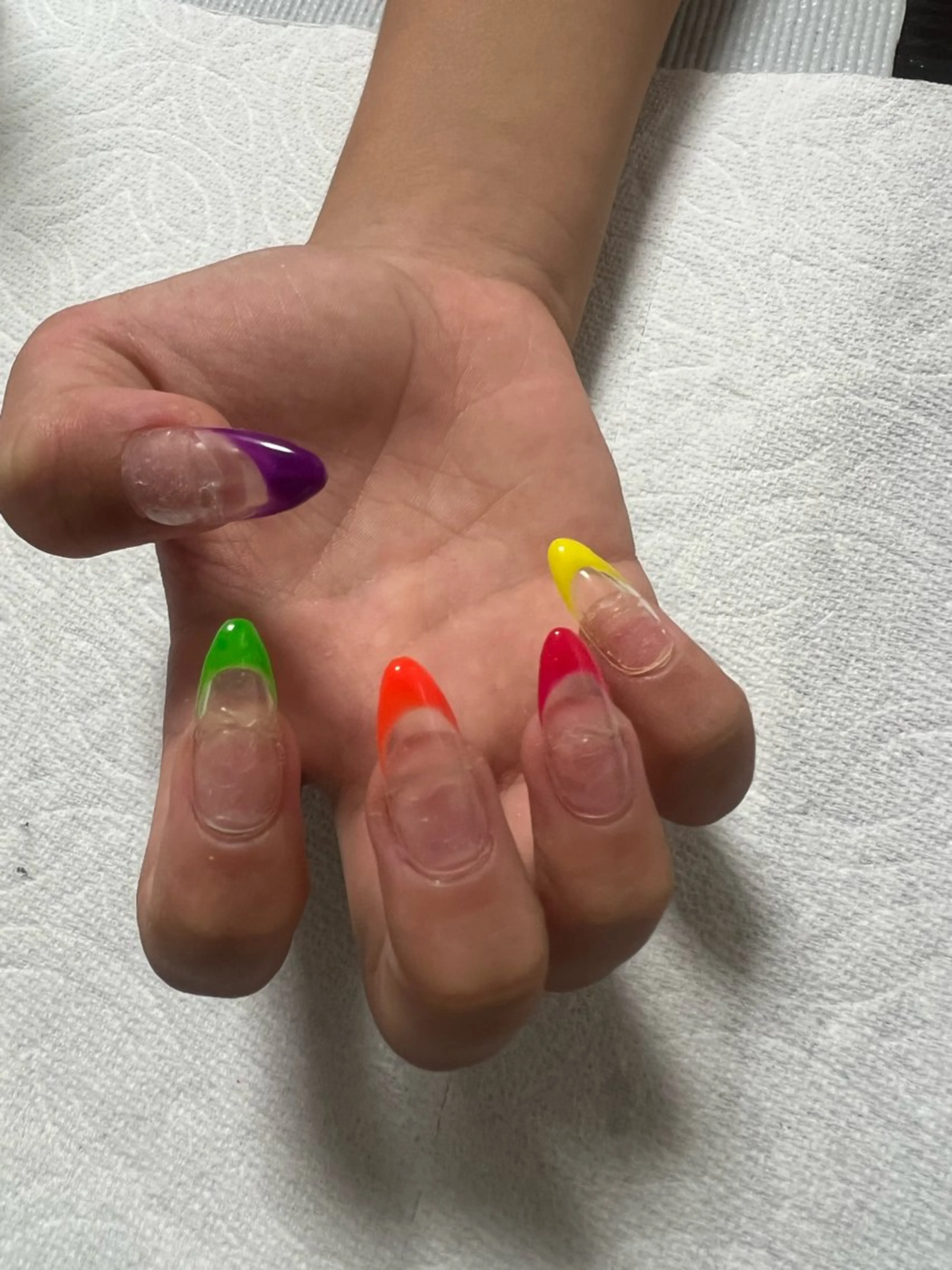 ネイル フレンチネイル やつや ももかのネイルデザイン