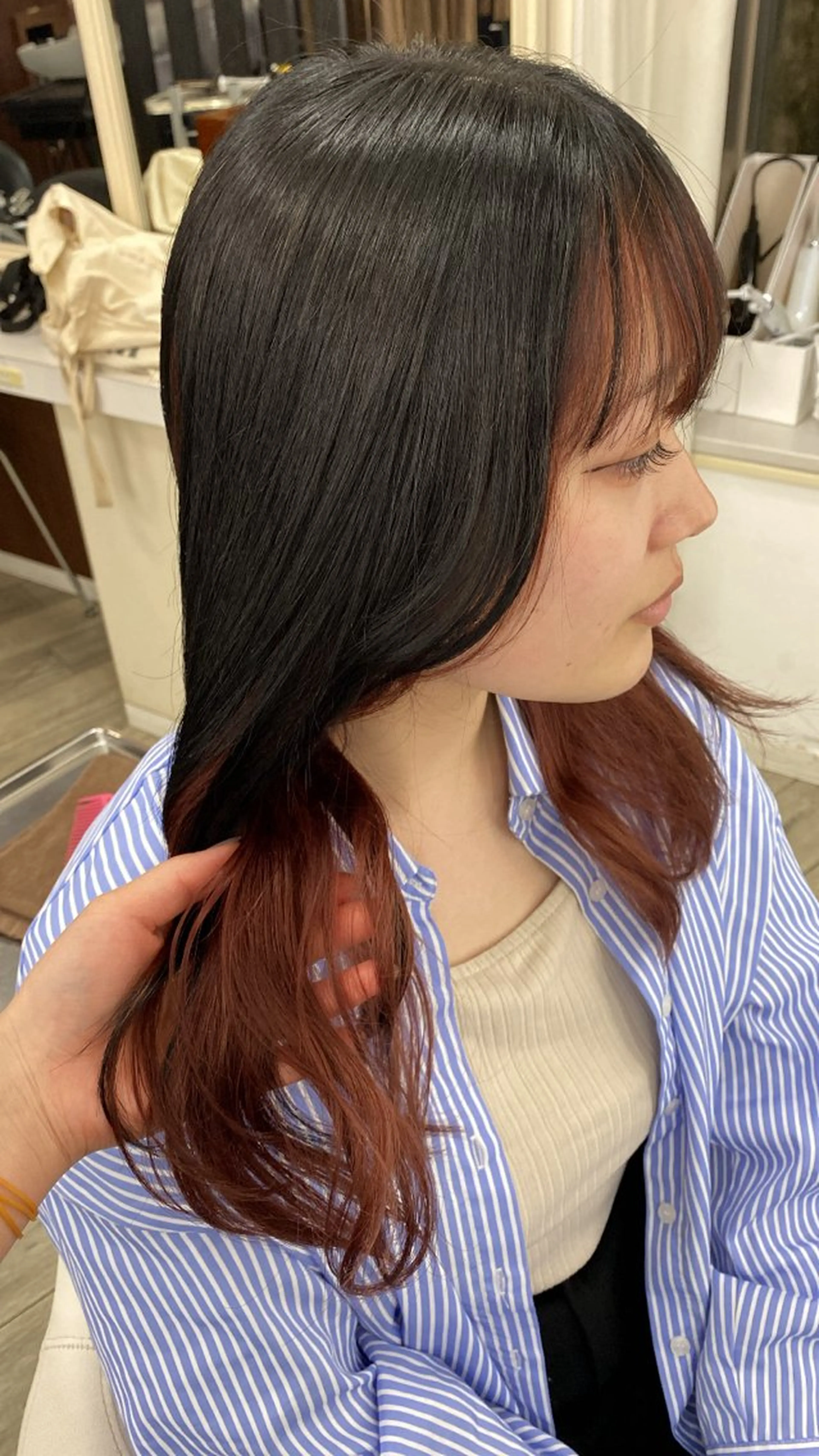ロング カラー さとう さくらのヘアスタイル