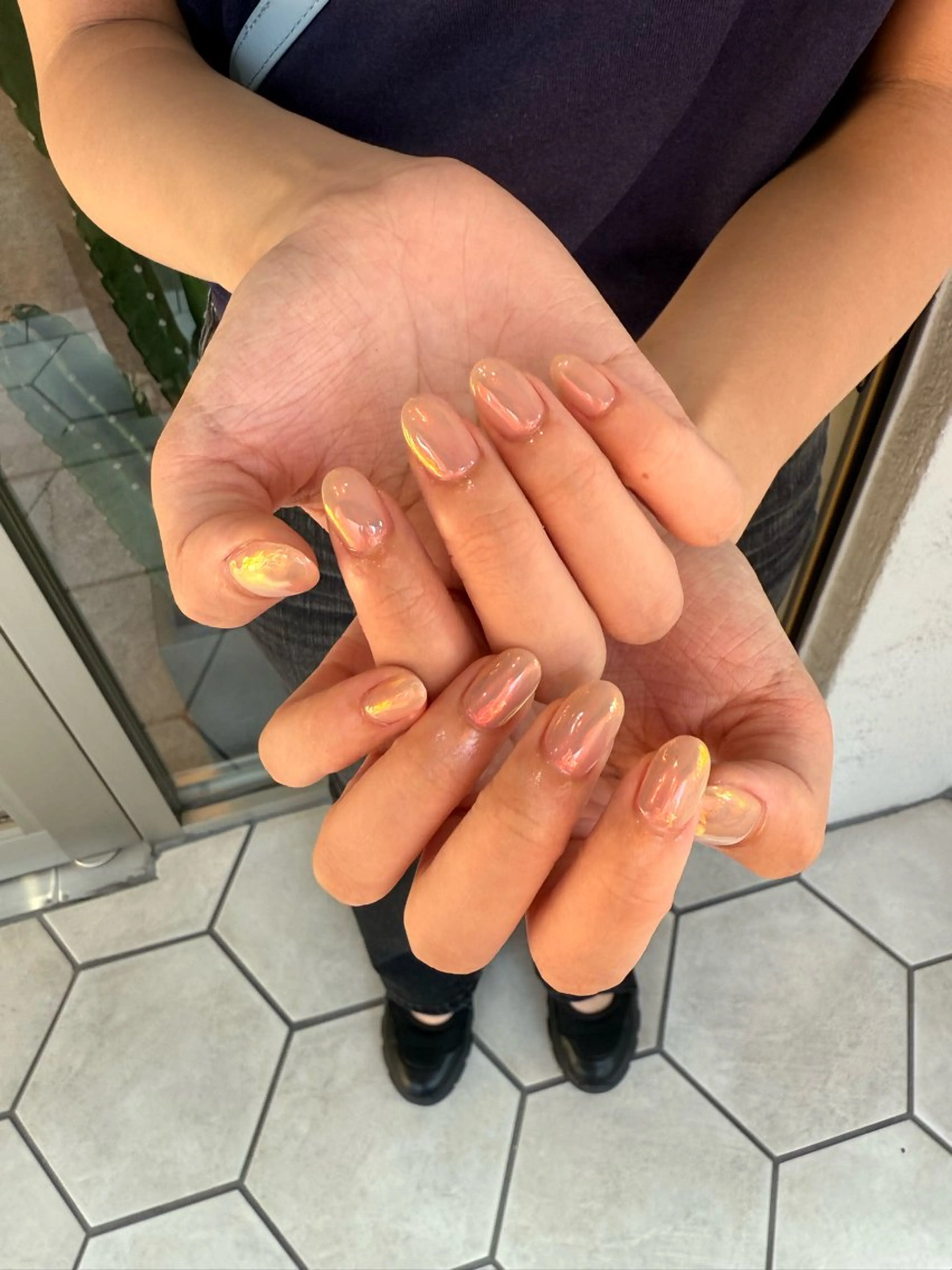 ネイル 氷ネイル・うるうるネイル ハンドネイル nalu🐚 京橋｜Rommyのネイルデザイン