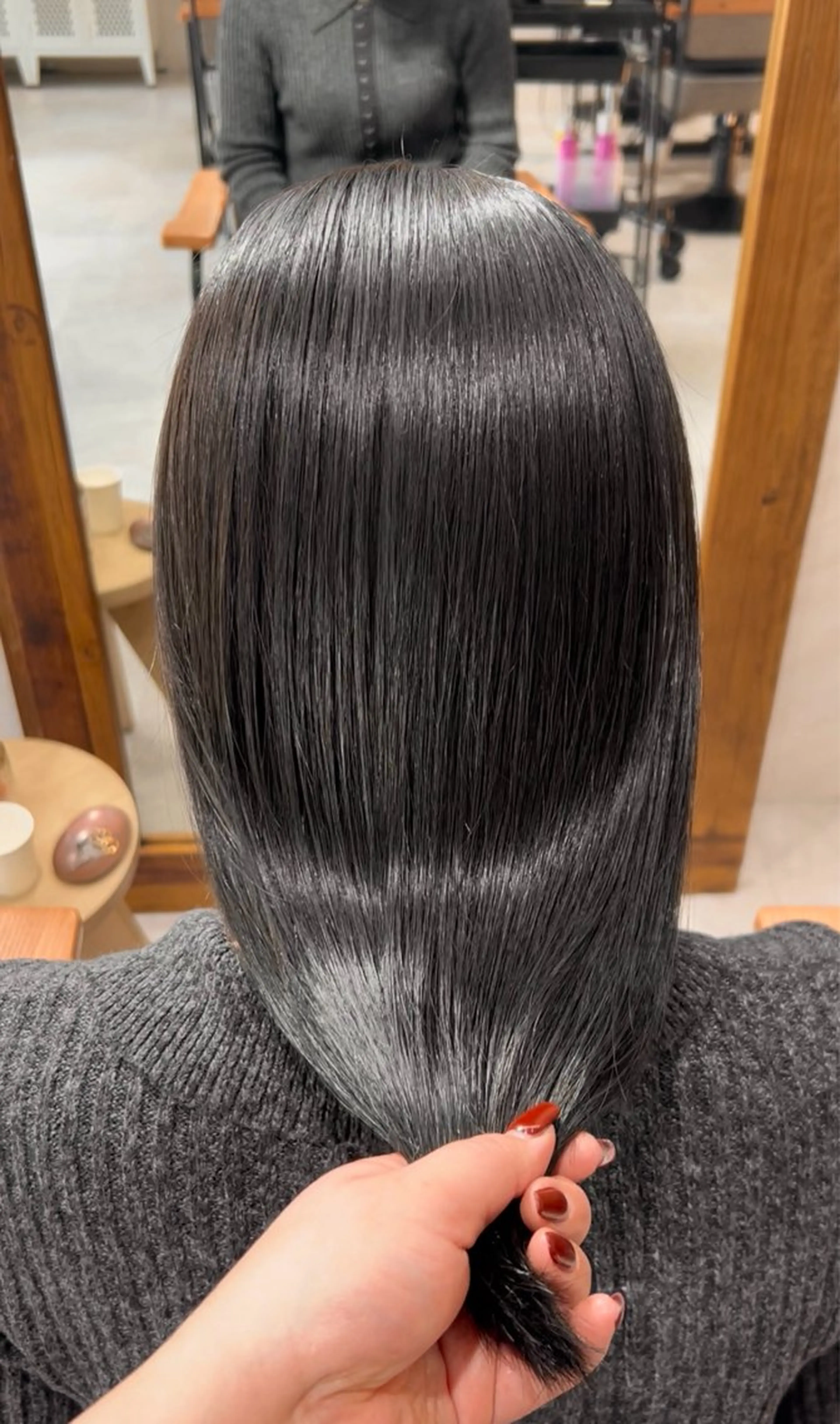 ショート カラー 赤みゼロ 🤎柔ベージュのヘアスタイル