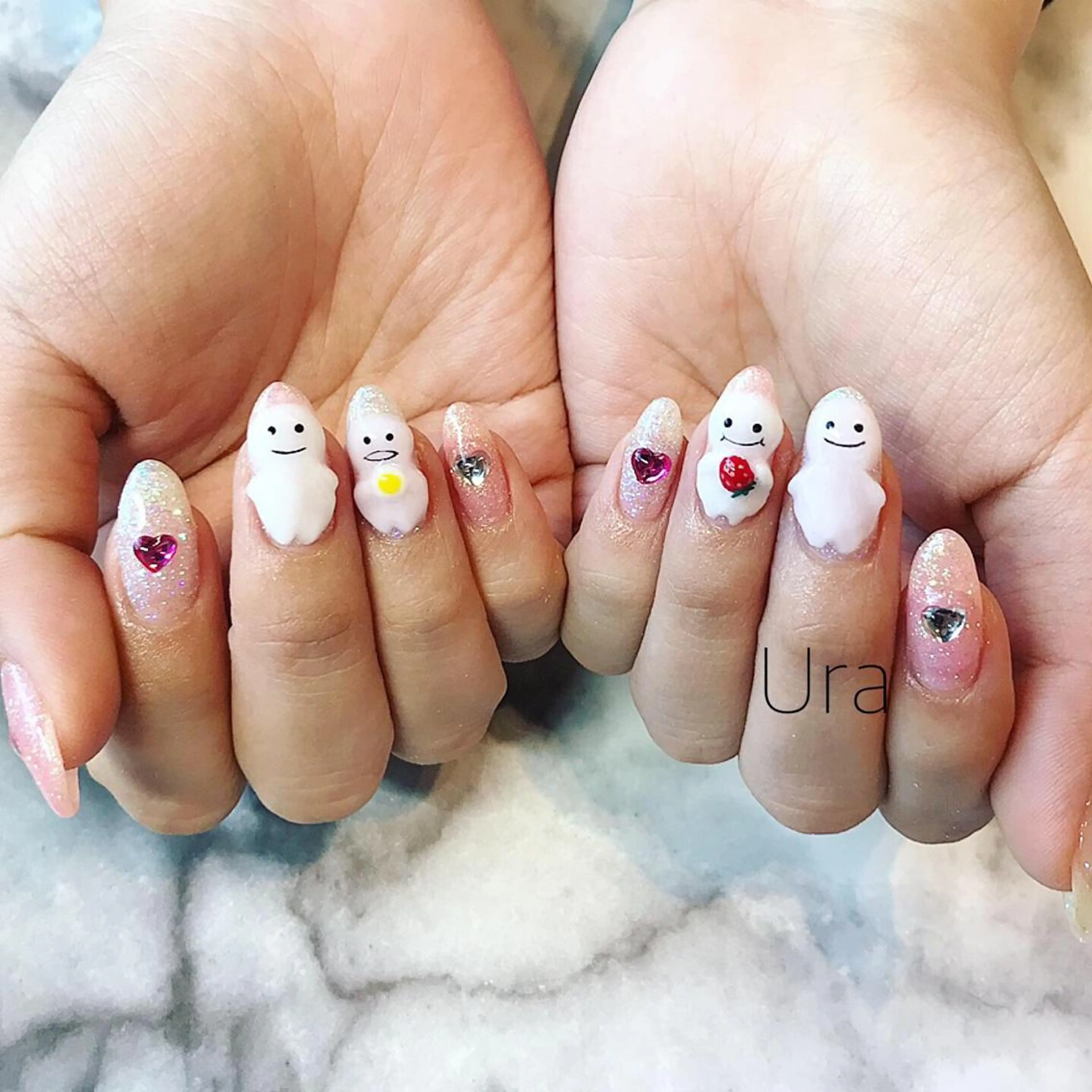 ネイル UrakoNail 《nail》のネイルデザイン