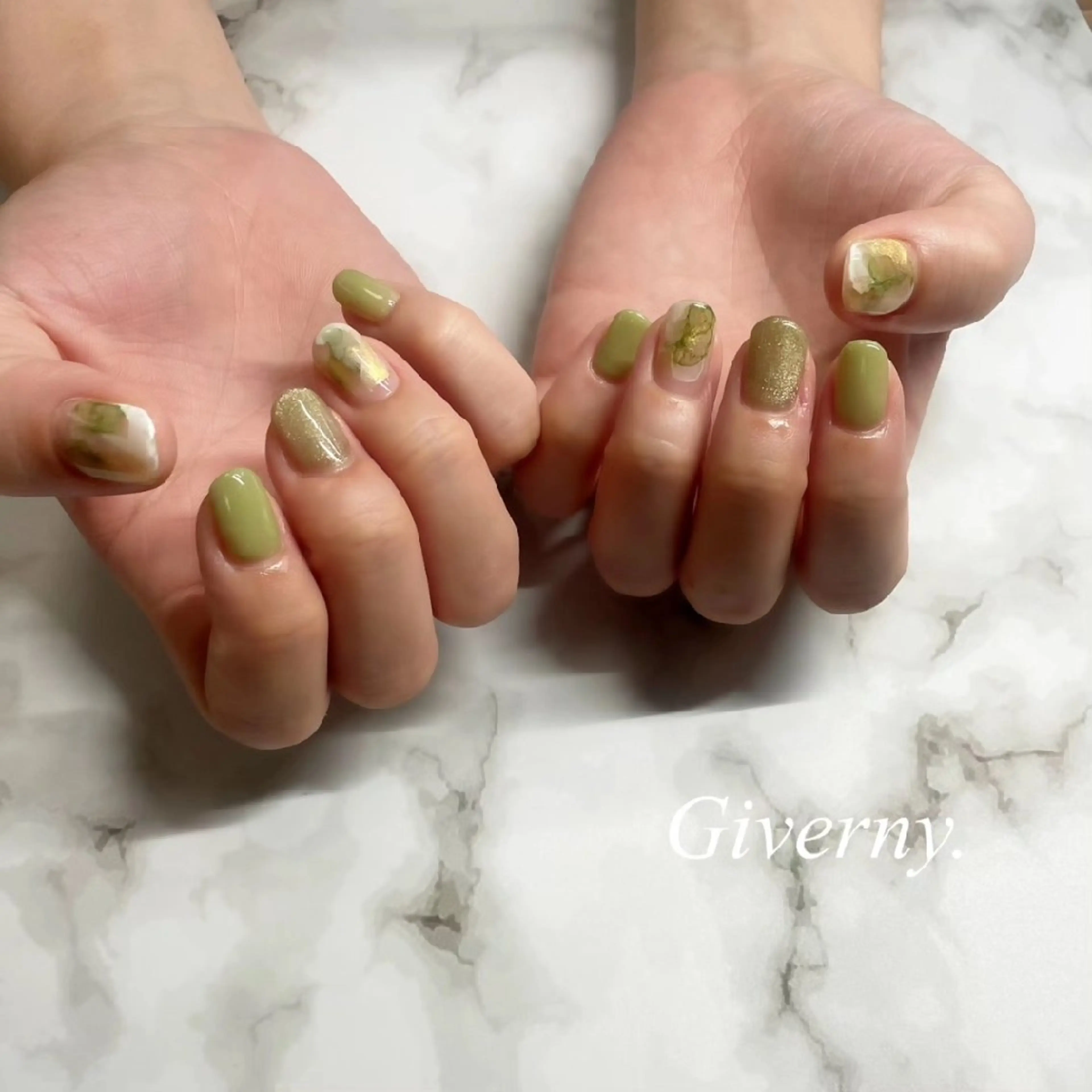 ネイル アートネイル マグネットネイル ハンドネイル Giverny .のネイルデザイン