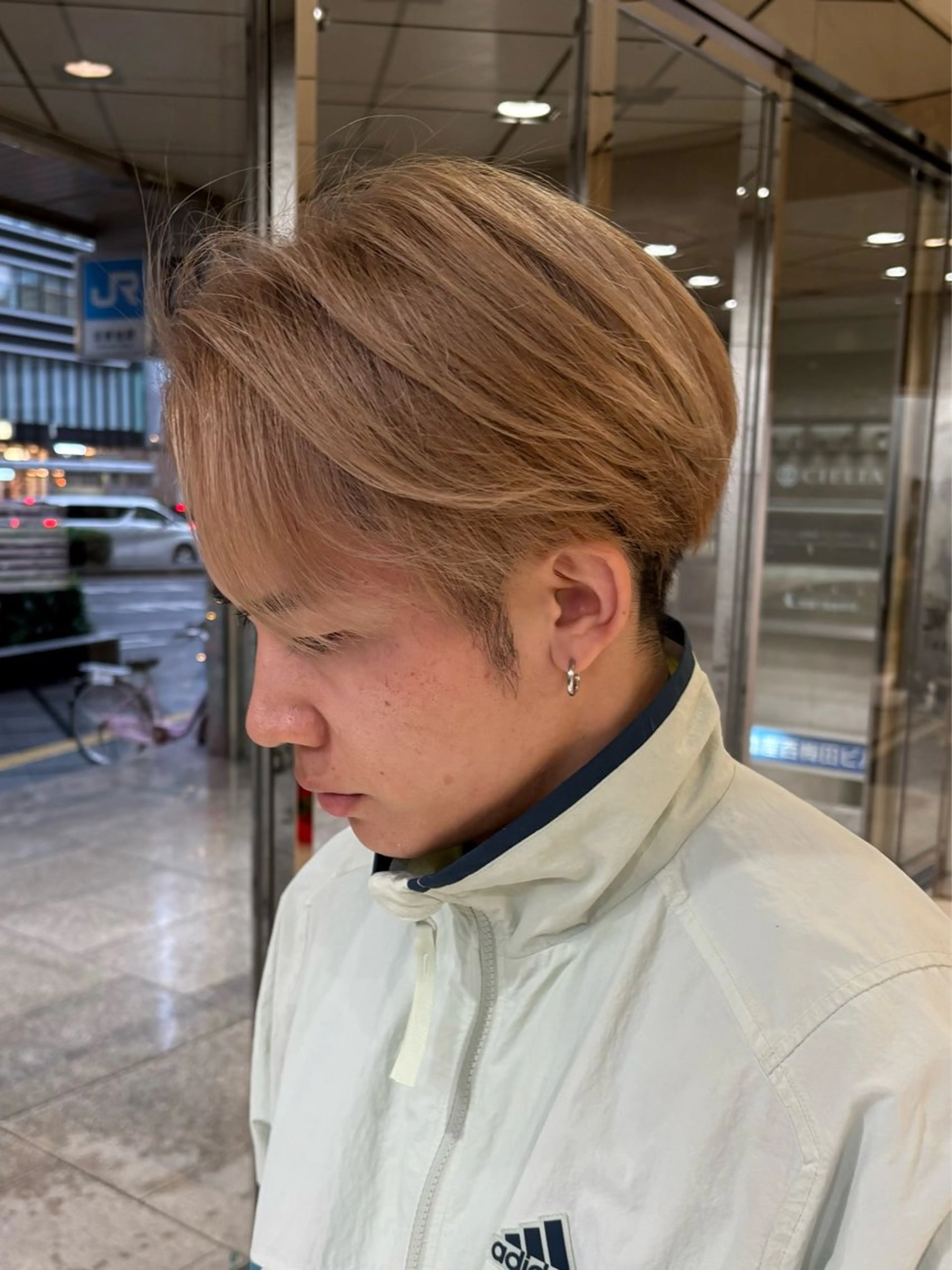 ショート カラー メンズ ヘアカラー トリートメント ハイライト、レイヤー カット/西梅田/中西のヘアスタイル