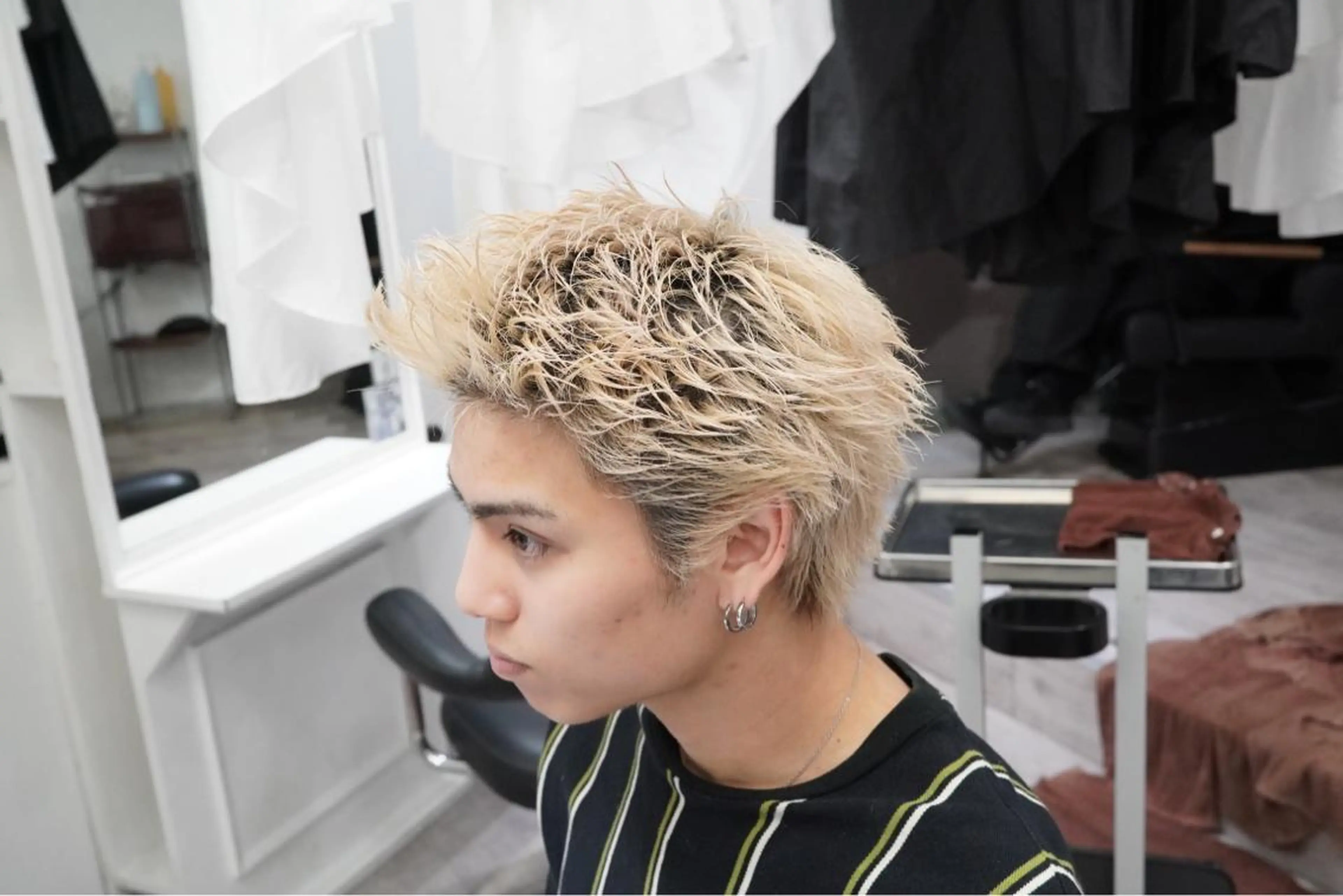 ショート カラー メンズ ✨️ツイスパ波巻き特 化小杉澪生✨️のヘアスタイル