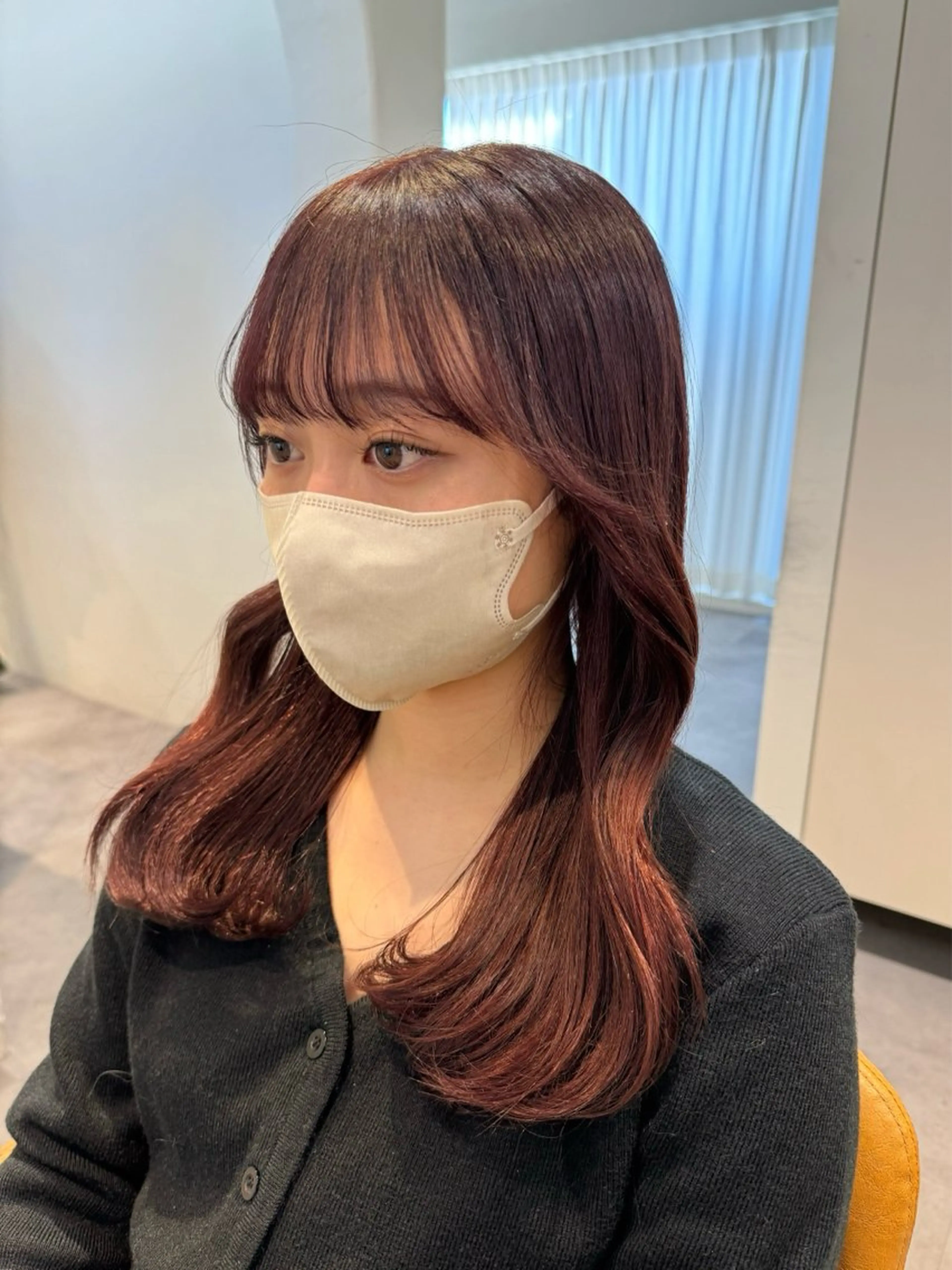 ロング カラー ブリーチ ブラウンカラー カシス ブリーチなしカラー ピンクカラー ayaka♡ 柔らかカラーのヘアスタイル
