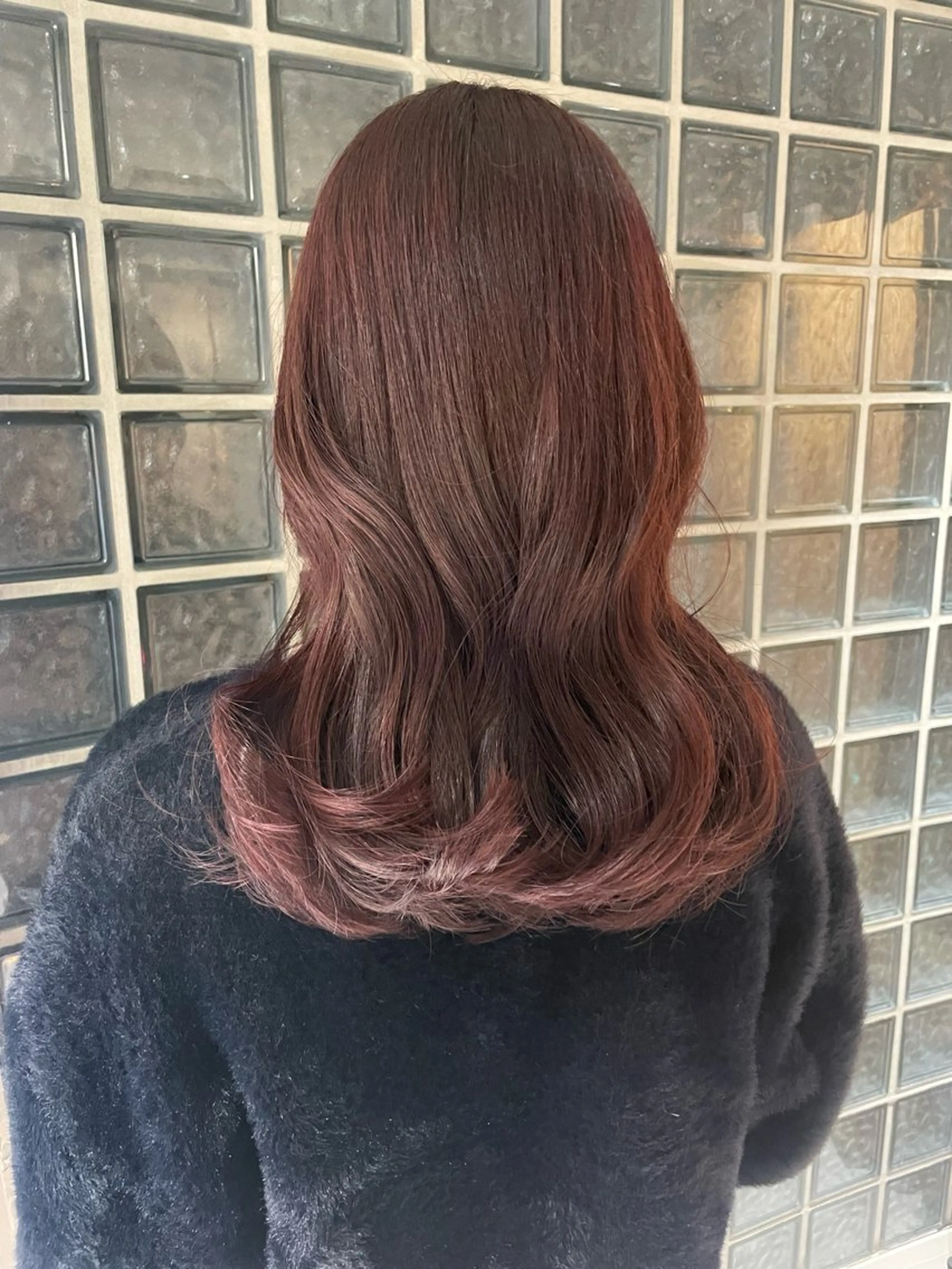 ミディアム ピンクブラウン アキ/梅田/顔まわり /レイヤーカット/のヘアスタイル