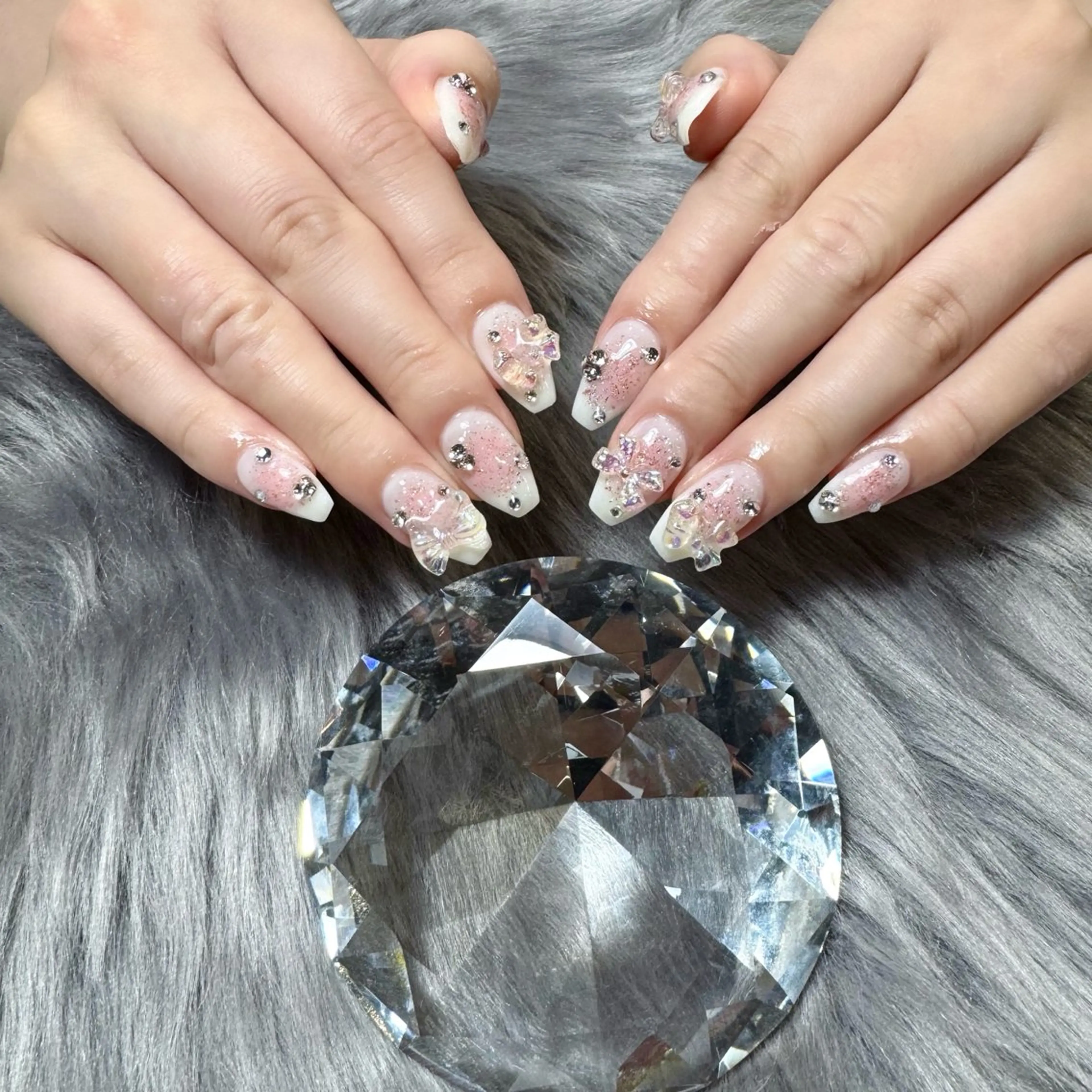 ネイル ハンドネイル ドリスネイルサロン所属・Doris Nail Salonのネイルデザイン