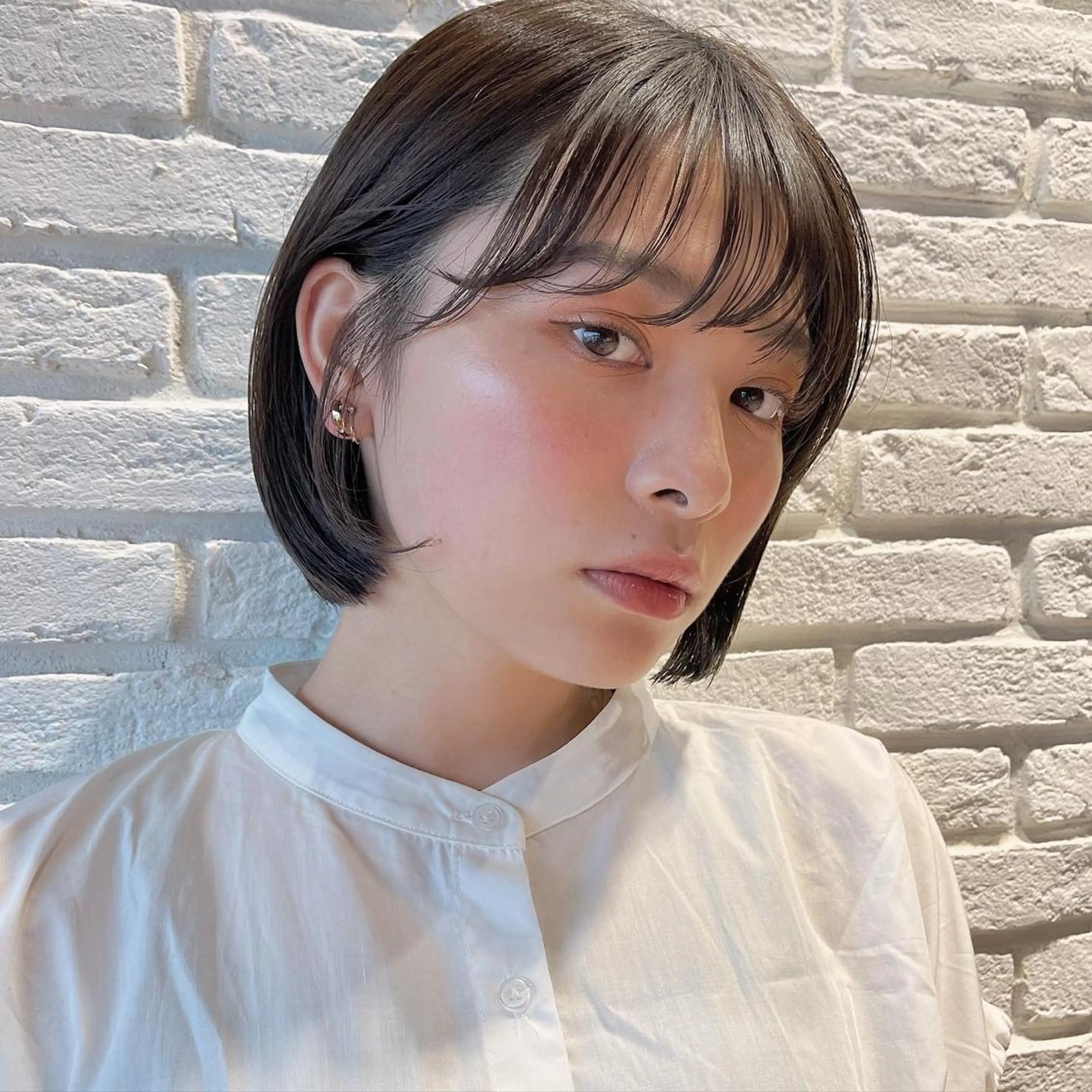 ショート カラー 黒髪 透明感カラー 🌱ボブ/レイヤー/ ベージュ/あやみ✨のヘアスタイル