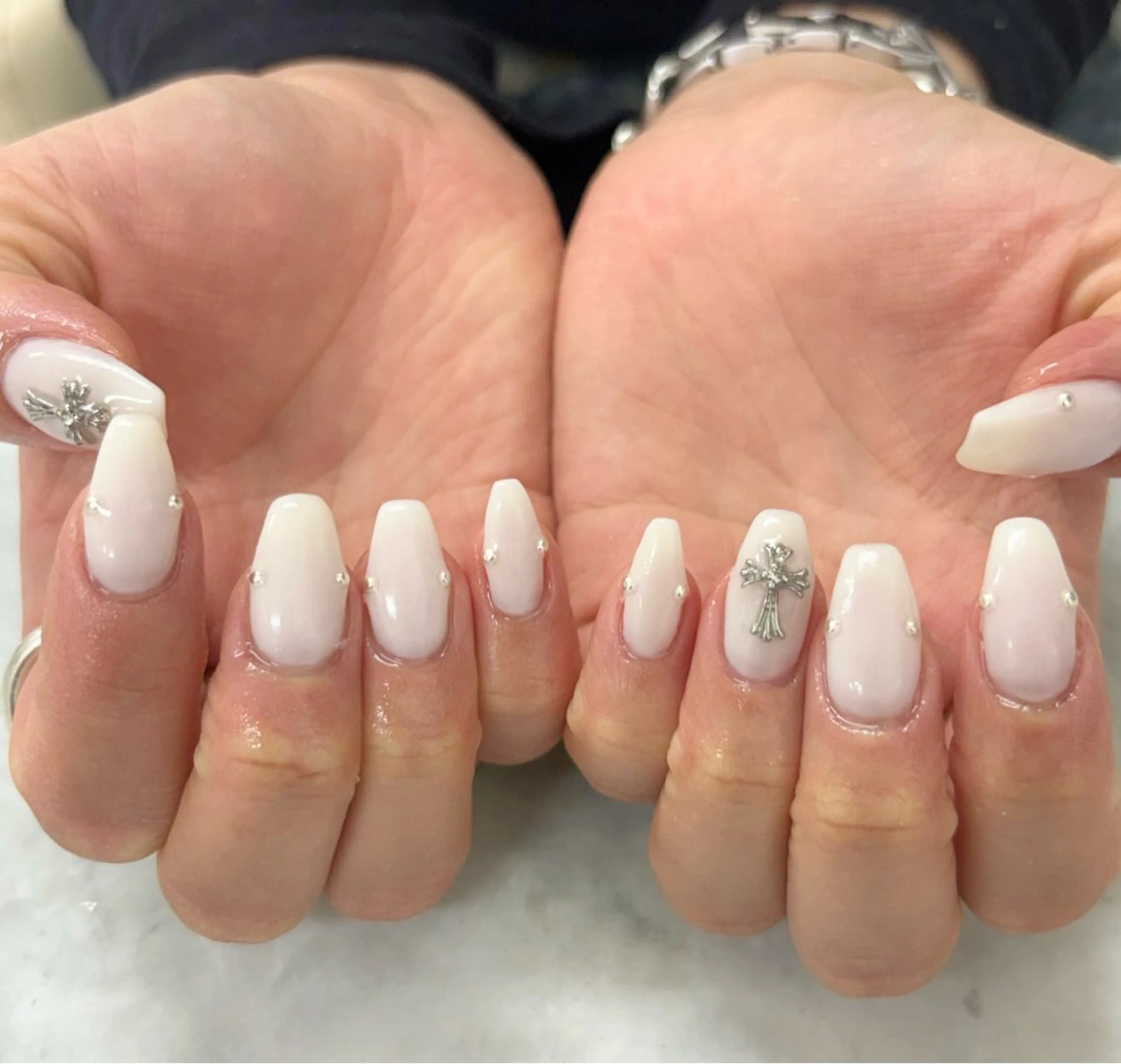 ネイル Bianca関内 USUI🐢のネイルデザイン