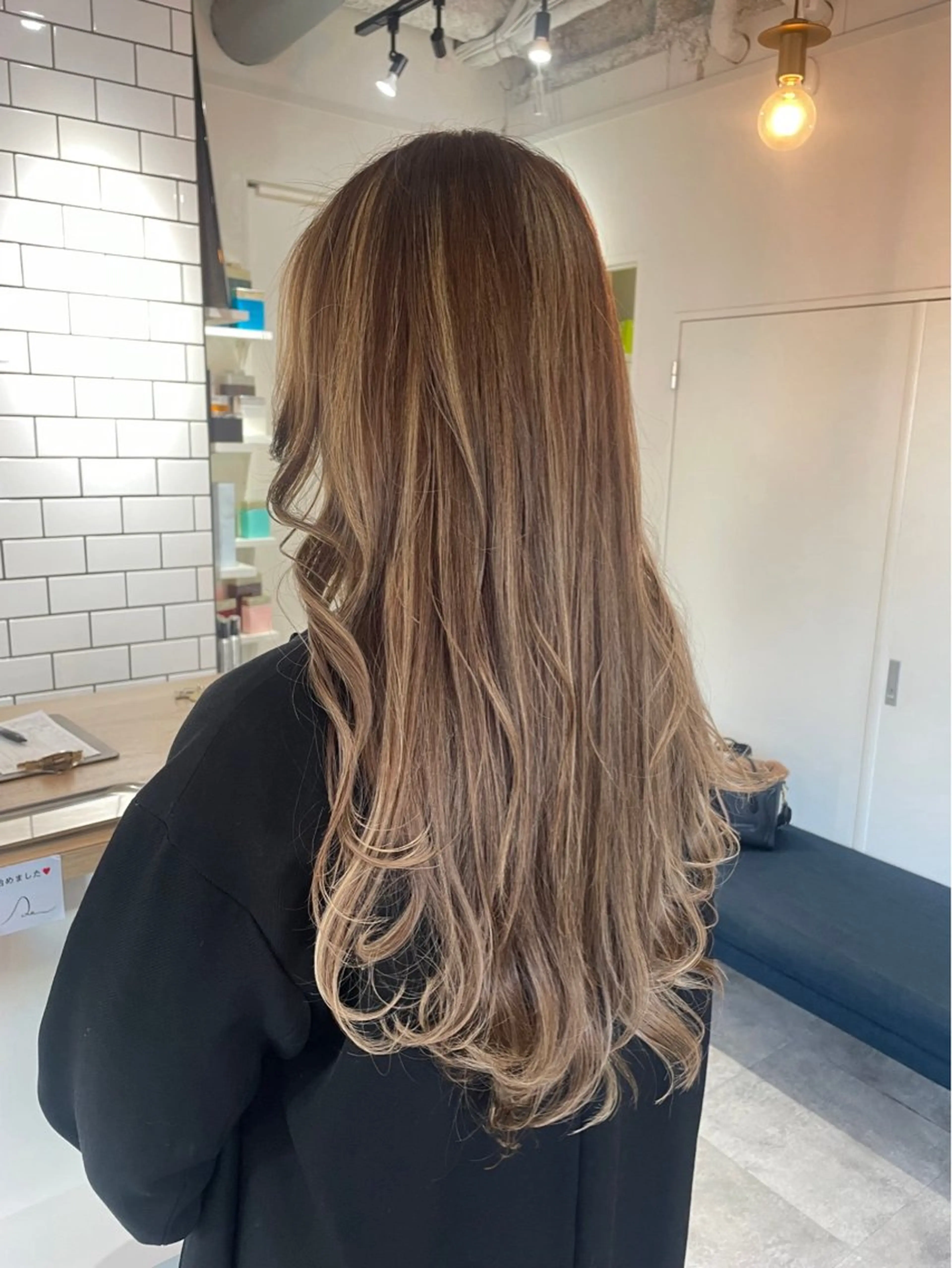 カラー ベージュカラー ハイライトカラー Ace所属・ハルカ ・のヘアスタイル