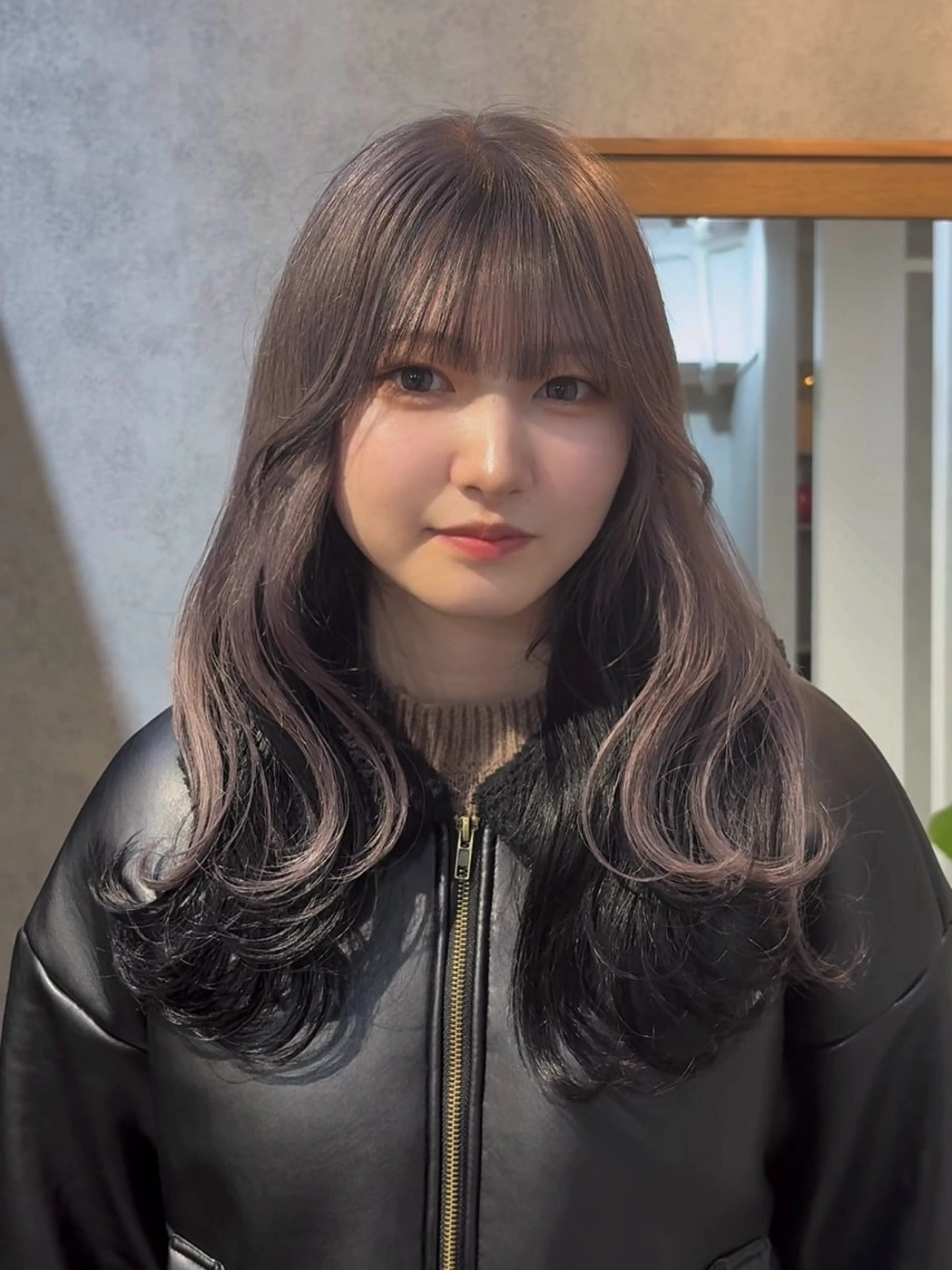 ロング カット ヘアカラー トリートメント 赤みオフの透明感職人 /ケア重視の美髪施術のヘアスタイル