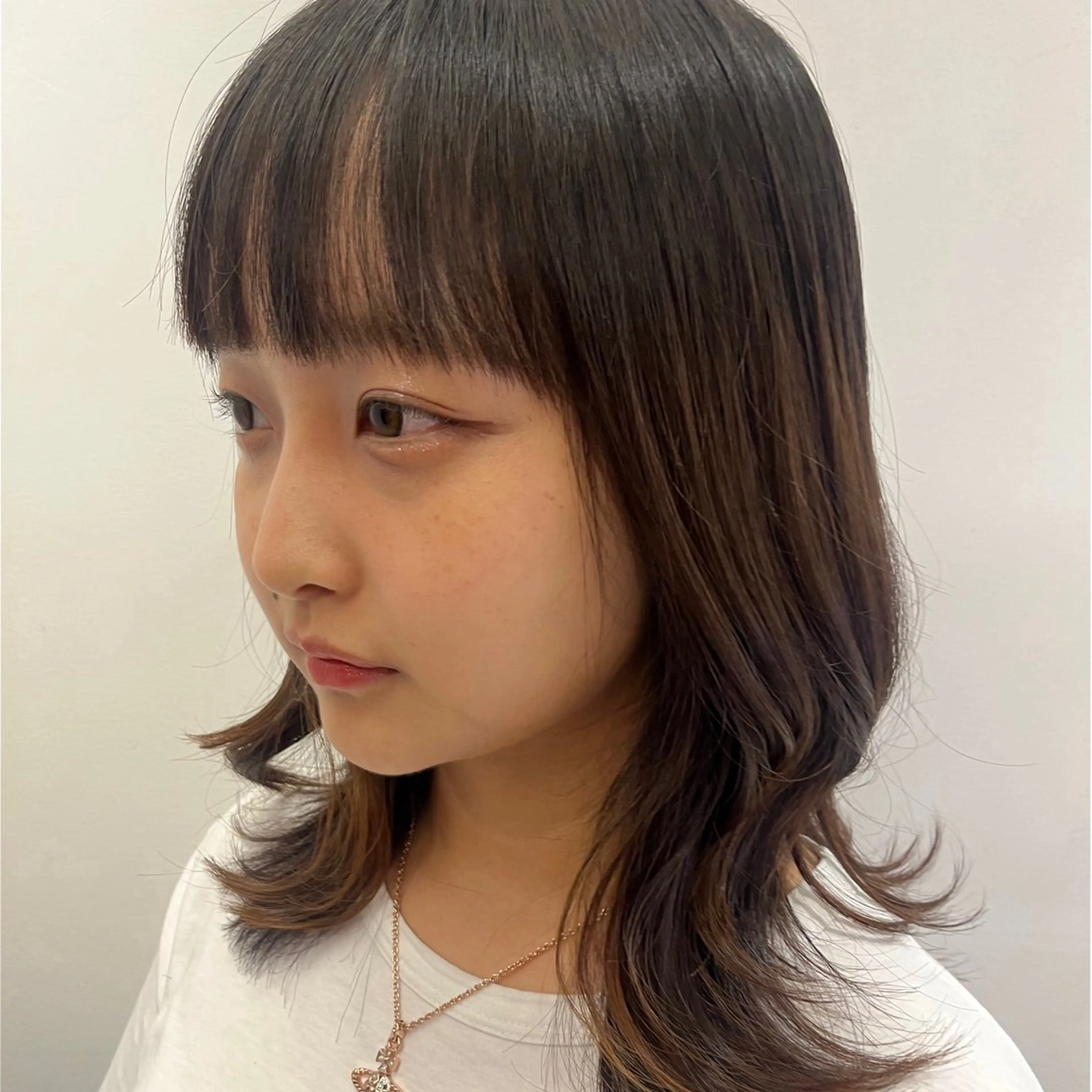 【🌟前髪カット＋前髪ストレートパーマ🌟】うねりが気になる方、扱いやすい前髪にしたい方🌱※シャンプーブロー込みの写真