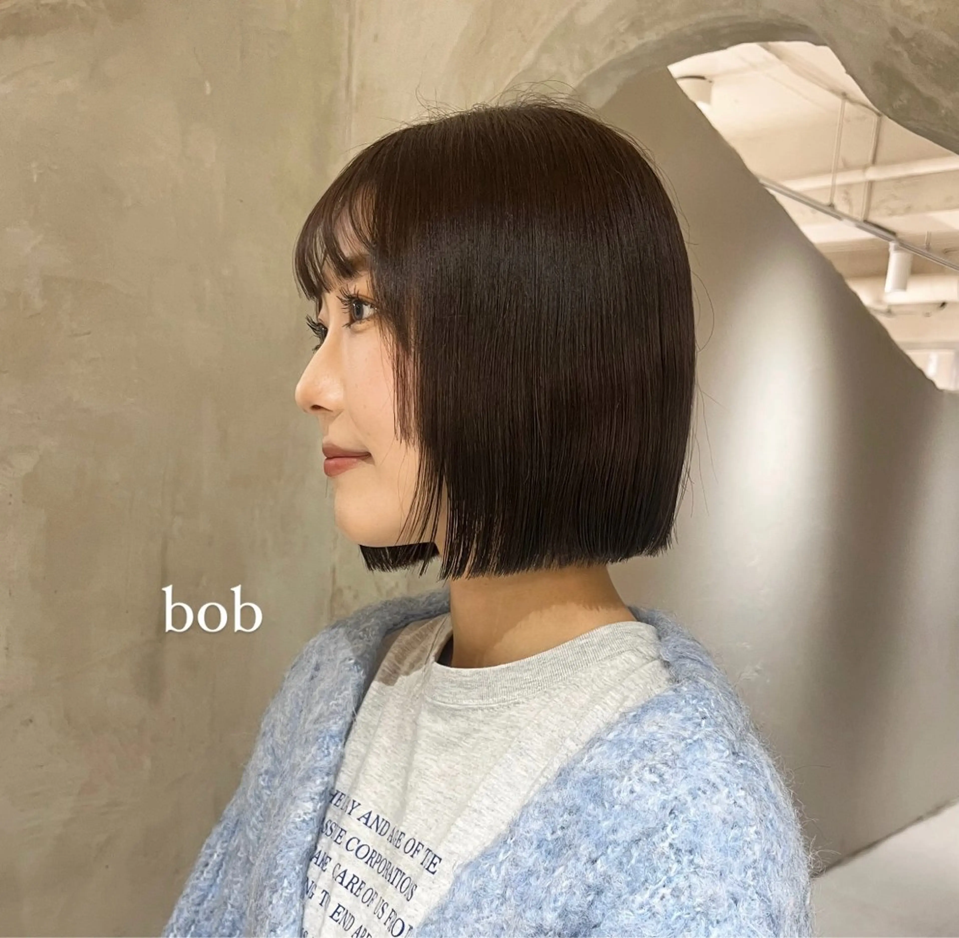 ミディアム カラー カット ヘアカラー トリートメント effect横浜所属・切りっぱなしボブ/ 艶カラー/綾莉のヘアスタイル