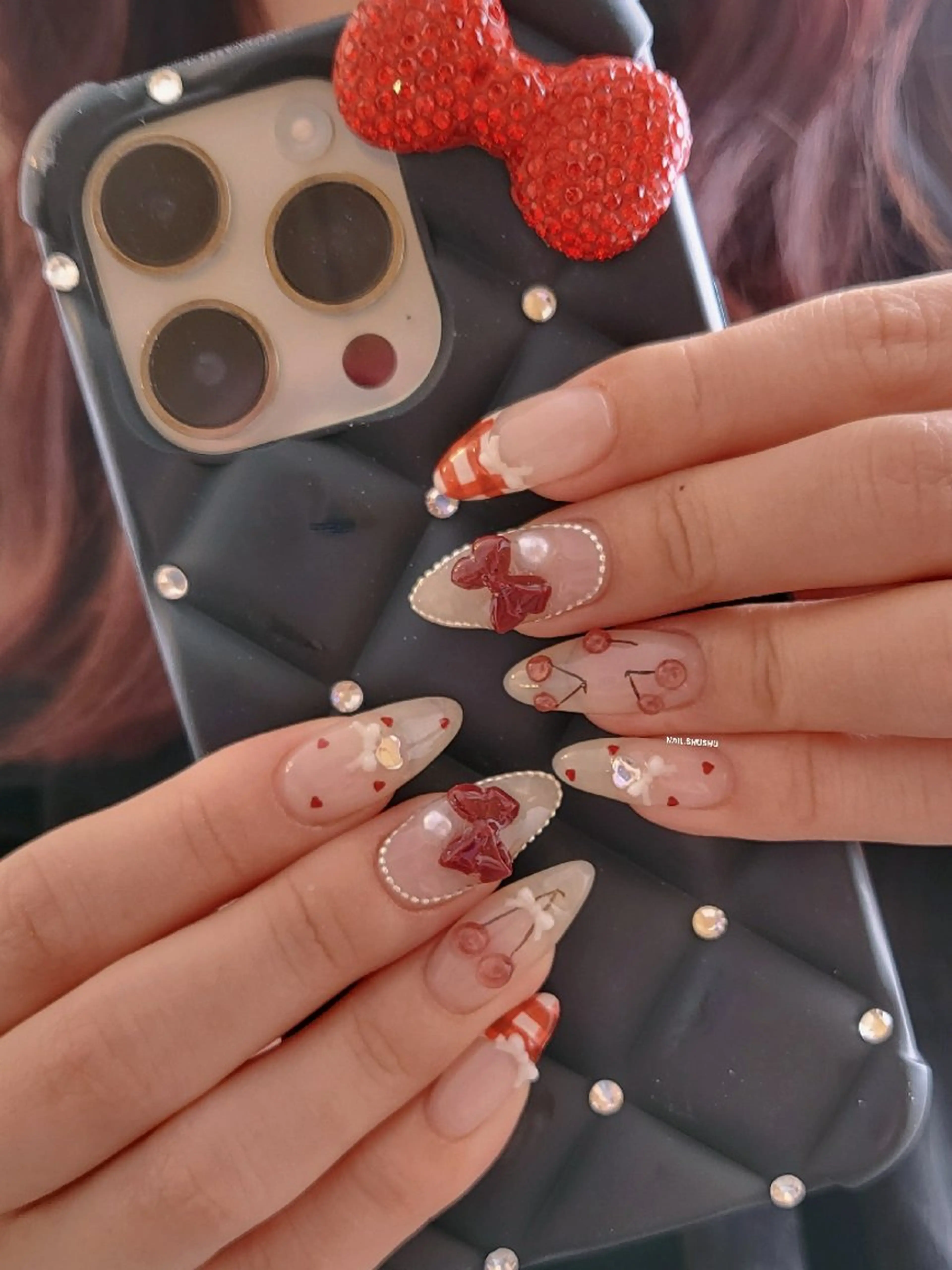 ネイル ハンドネイル 3dパーツ/流行り 👧shushu❤️のネイルデザイン