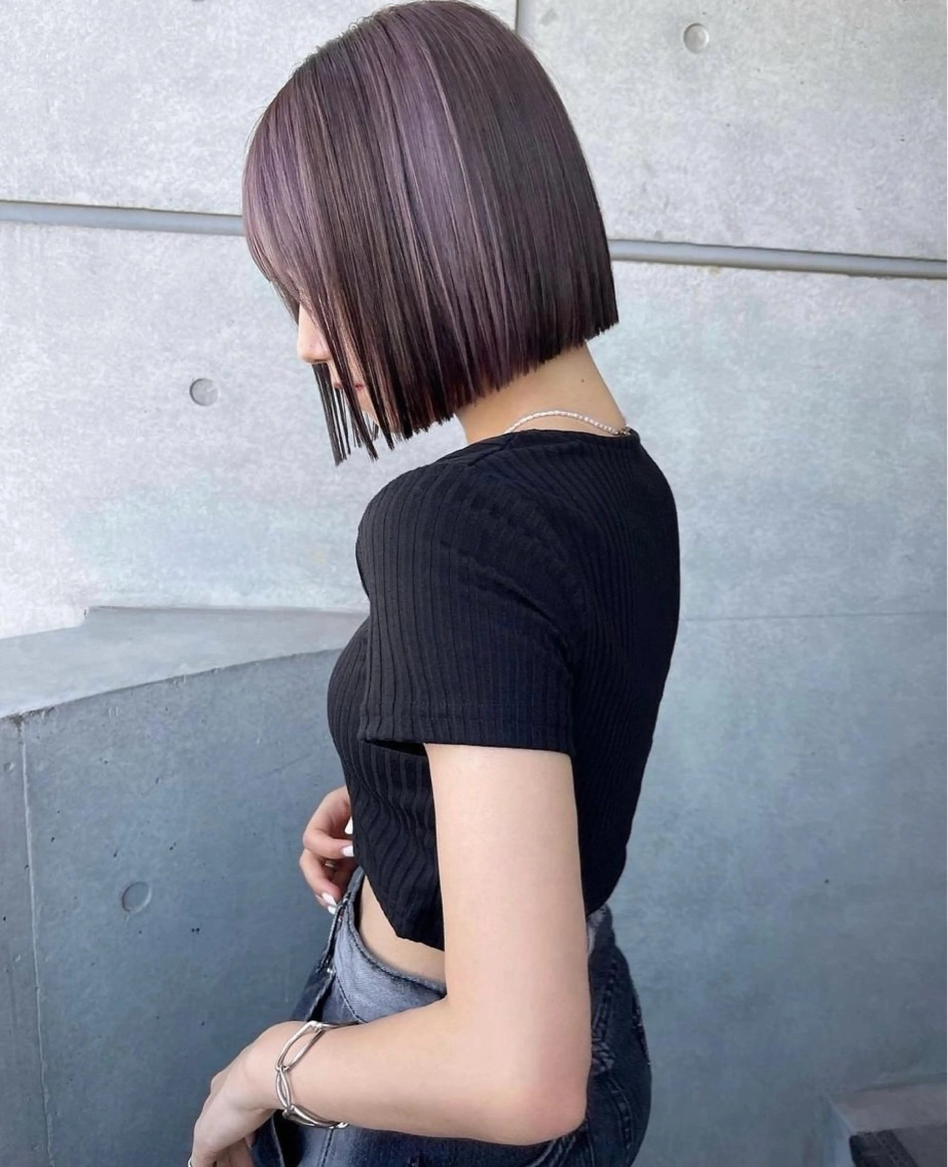 ショート カラー デザインカラー イヤリングカラー ハイトーンカラー 🧸ミルクティー／ 顔周りレイヤー/ミクのヘアスタイル