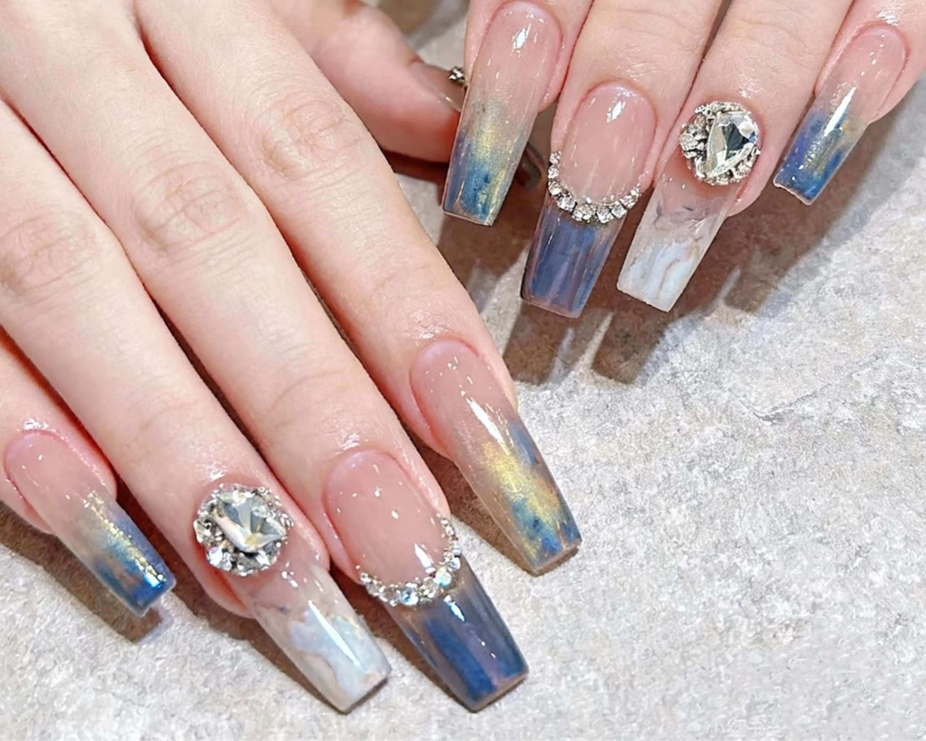 ネイル chiara  長さ出し/パラジェルのネイルデザイン