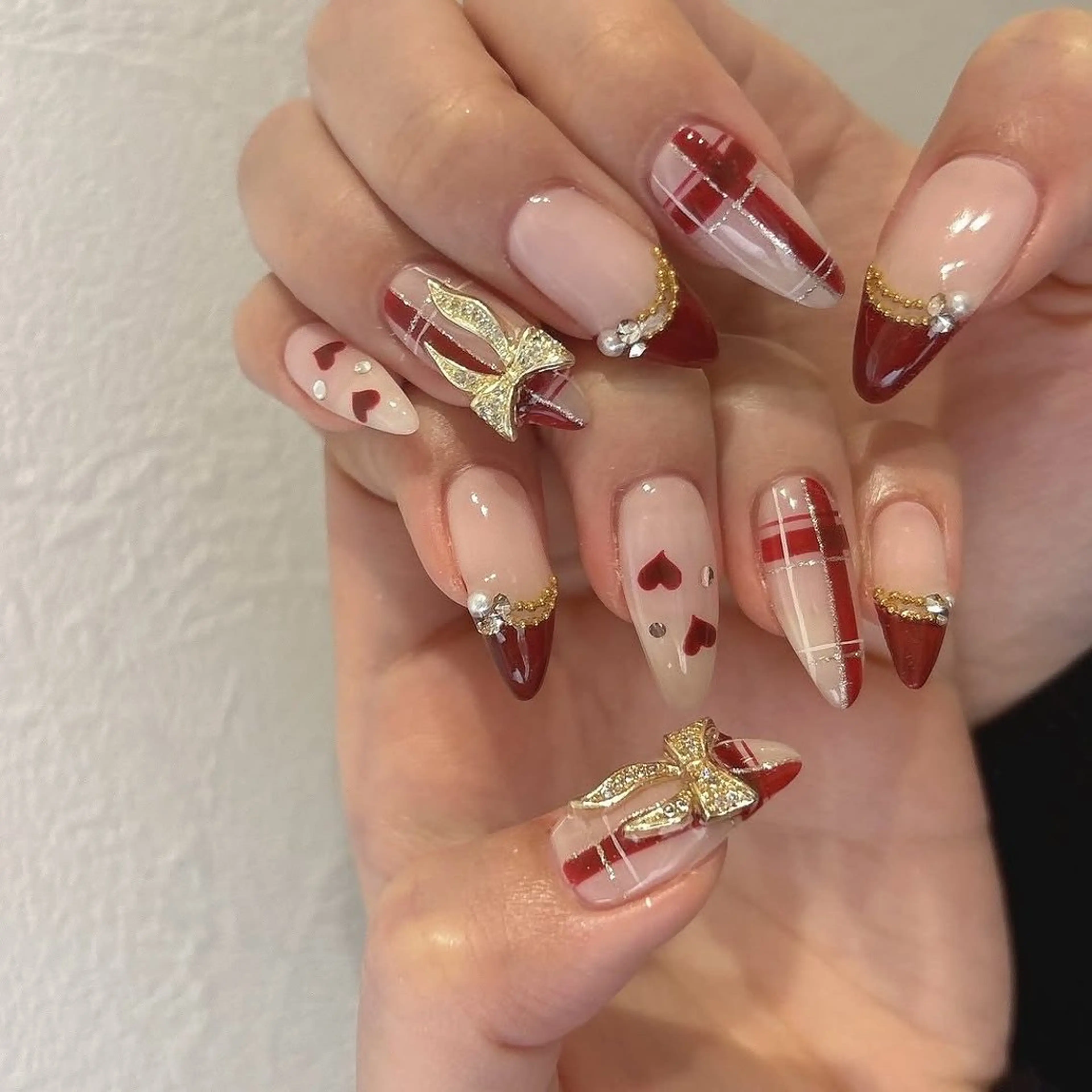 ネイル アートネイル 長さ出し ジェルネイル マグネットネイル ニュアンスネイル ハンドネイル KIM キムのネイルデザイン