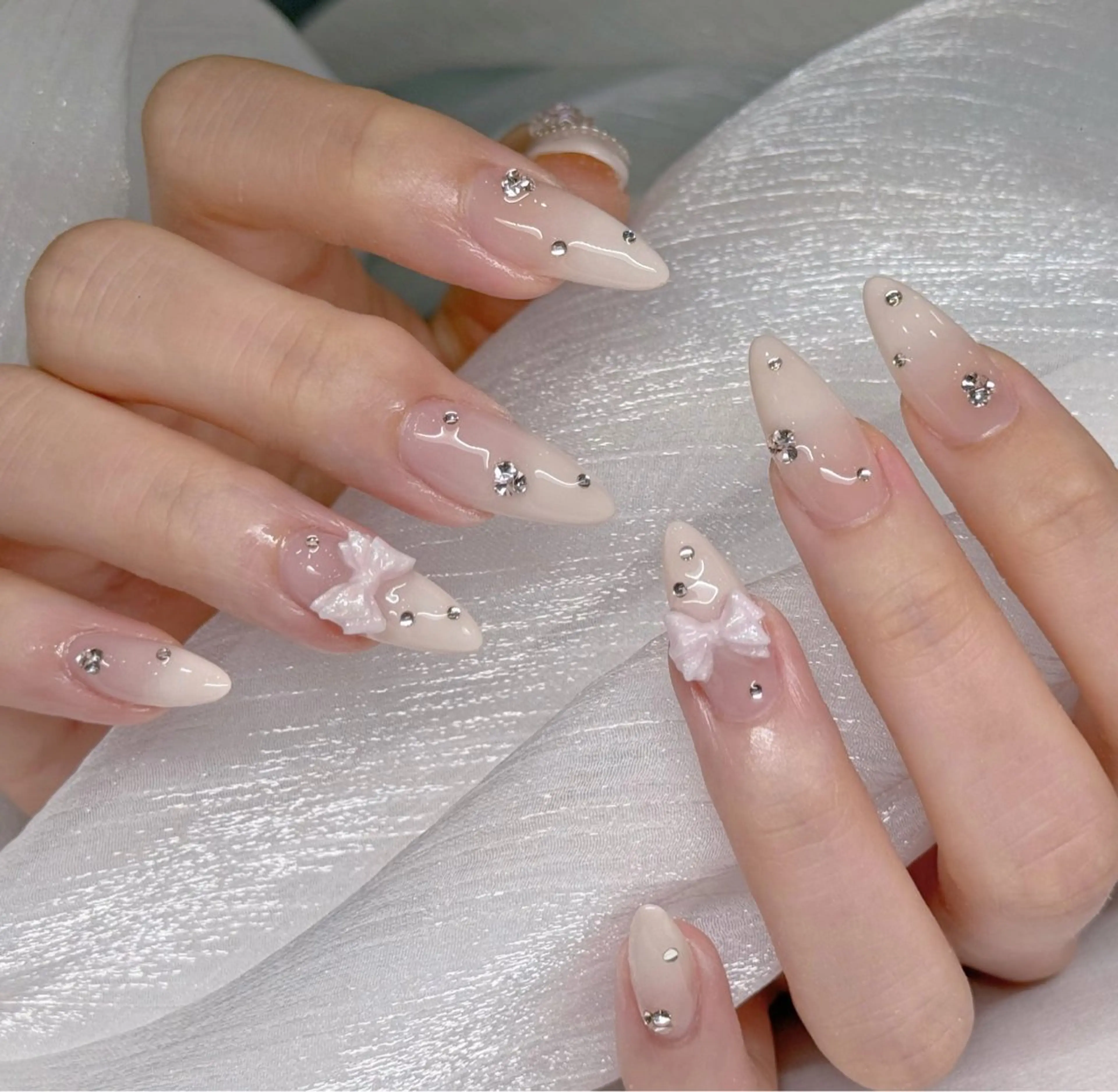 ネイル オーロラネイル ブルー チークネイル フットネイル フレンチネイル ハンドネイル HANA ハナのネイルデザイン