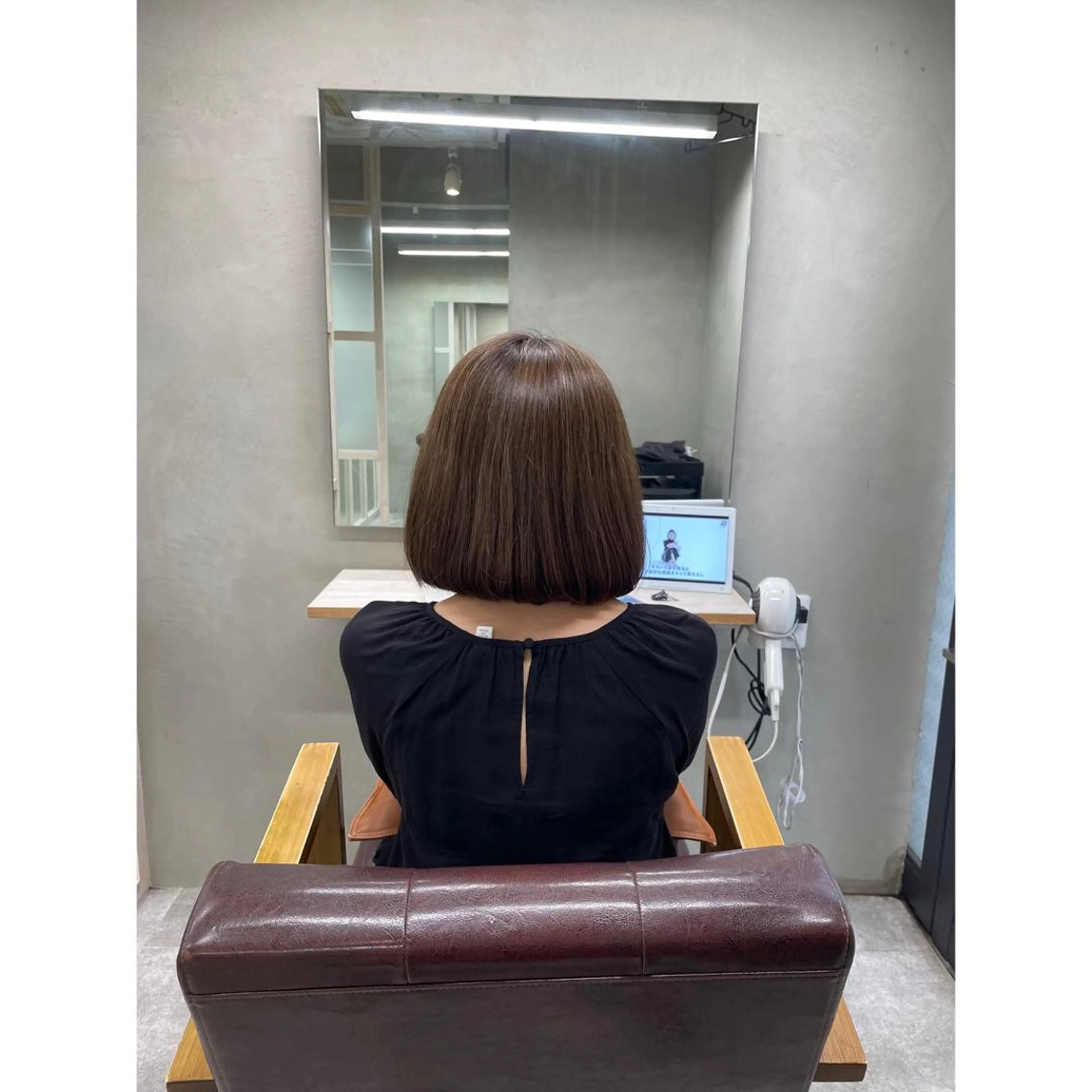 ミディアム カラー ｔｏｃｃａ /ｅｒｉのヘアスタイル