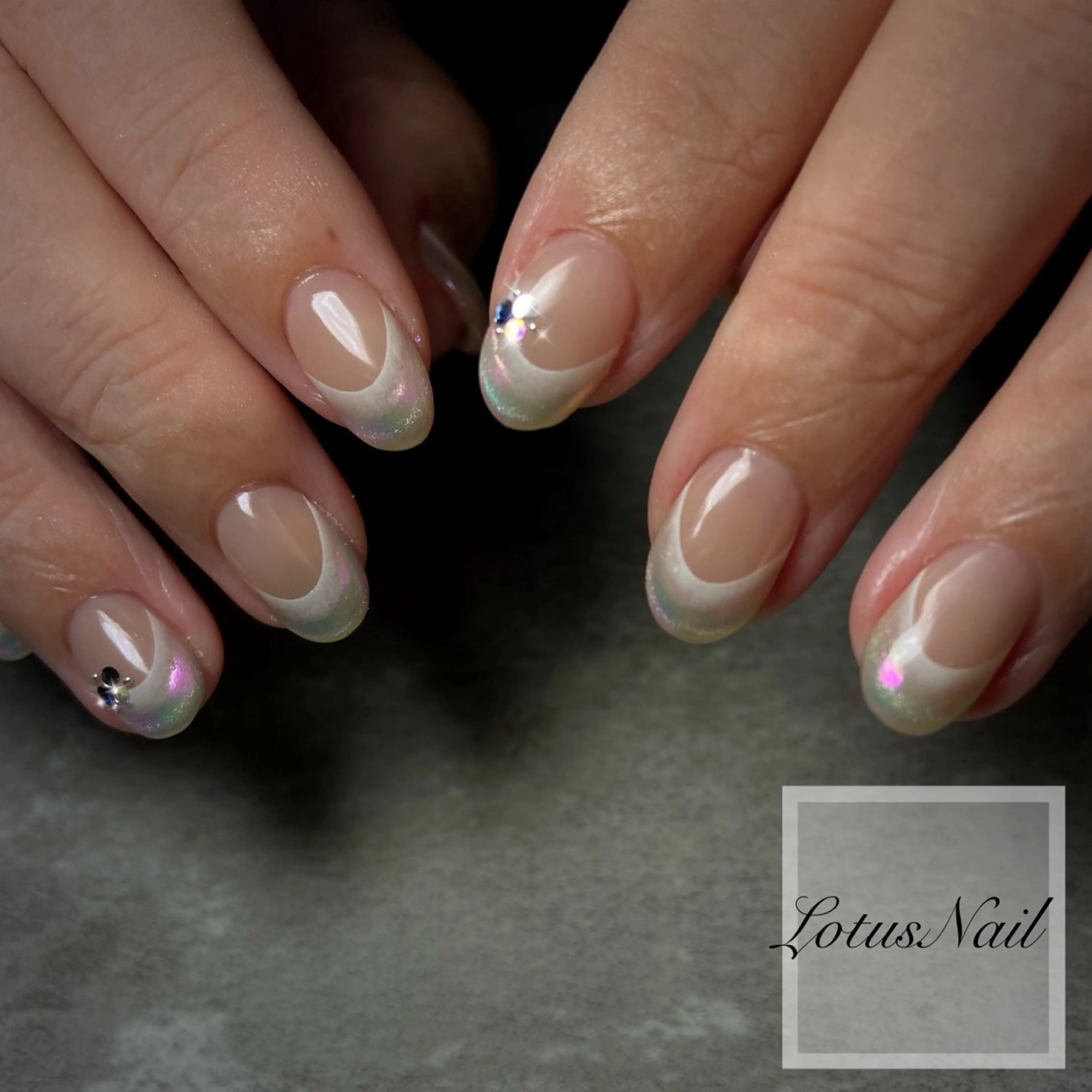 ネイル フレンチネイル ハンドネイル Lotus Nailのネイルデザイン