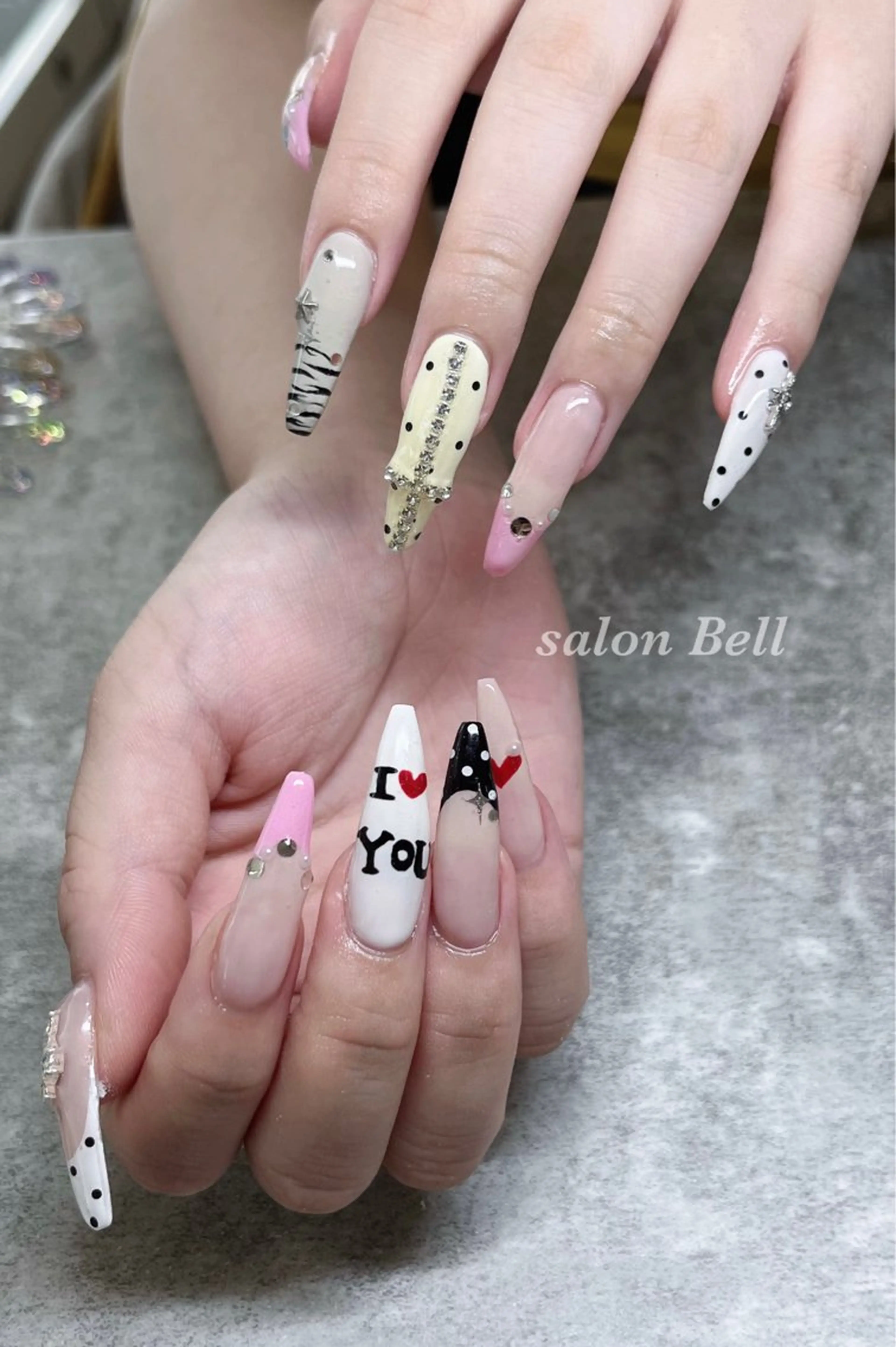 ネイル ハンドネイル totalsalon Bellのネイルデザイン