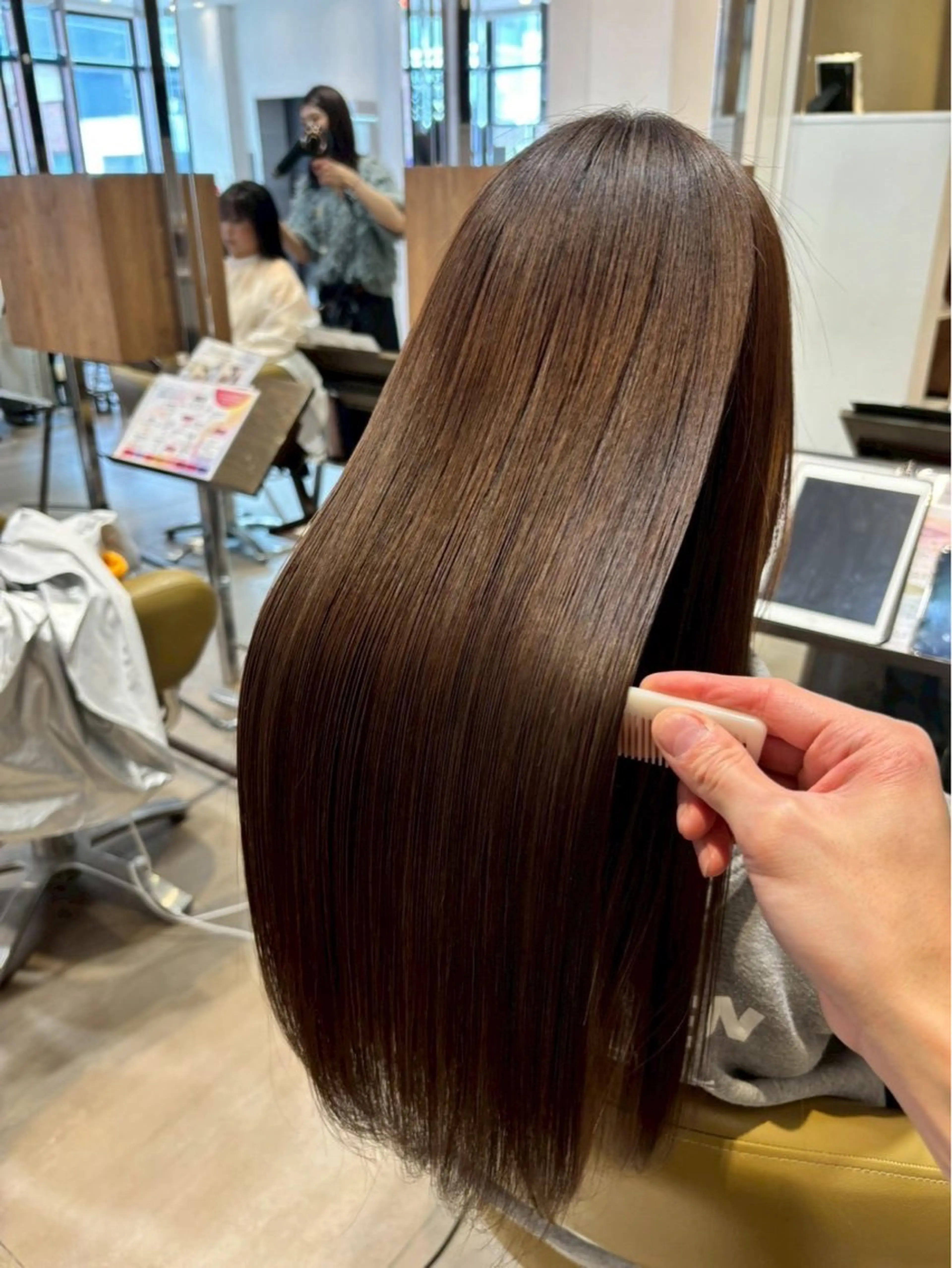 ロング 縮毛矯正 茶谷 沙穂のヘアスタイル